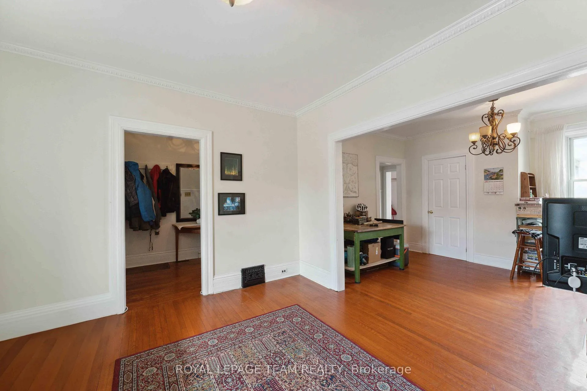 Photo 9 of 235 Cambridge Street N, Ottawa, West Centre Town — HOMEH