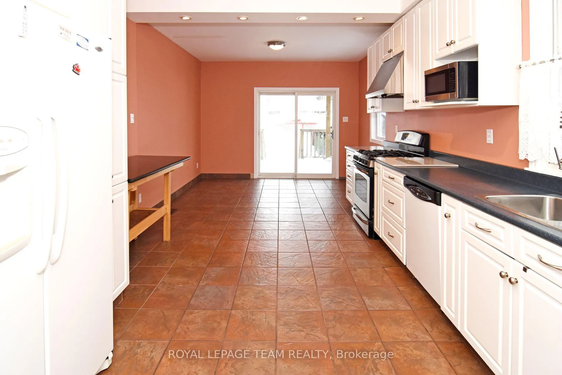 Photo 14 of 235 Cambridge Street N, Ottawa, West Centre Town — HOMEH
