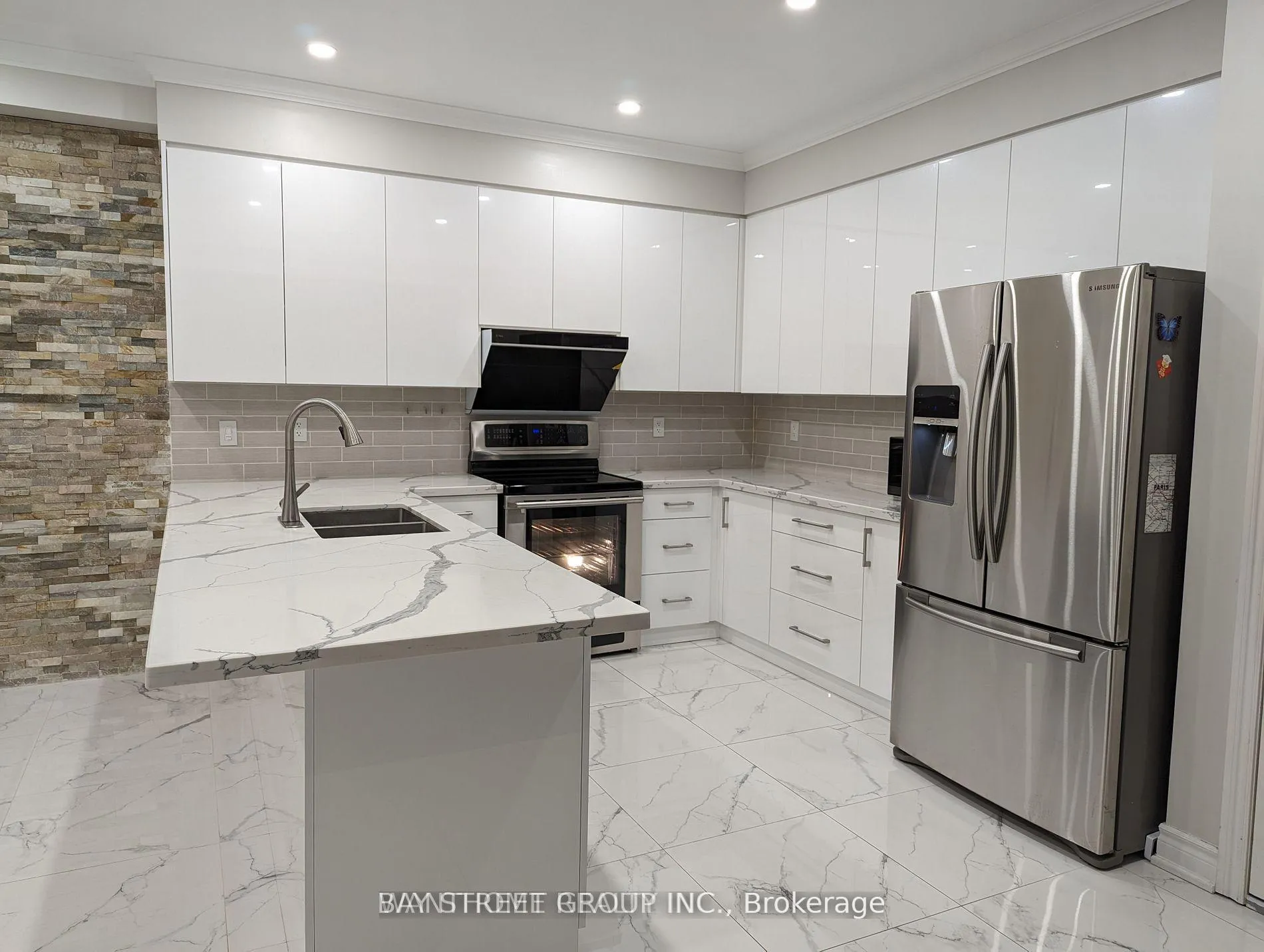 Photo 7 of 35 Everett Street, Markham, Wismer — HOMEH