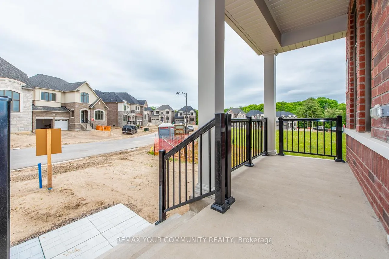 Photo 4 of 110 James Walker Avenue, Caledon, Caledon East — HOMEH