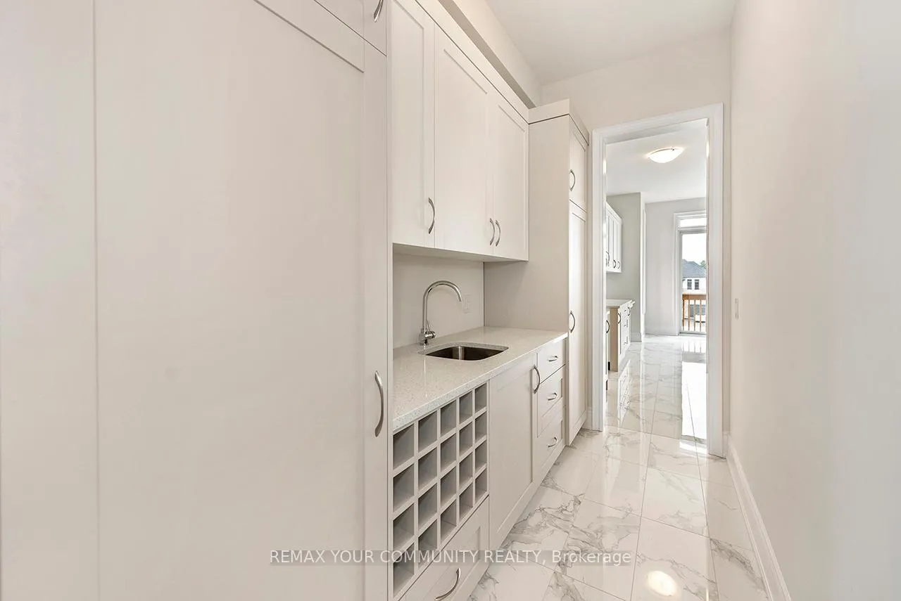 Photo 23 of 110 James Walker Avenue, Caledon, Caledon East — HOMEH