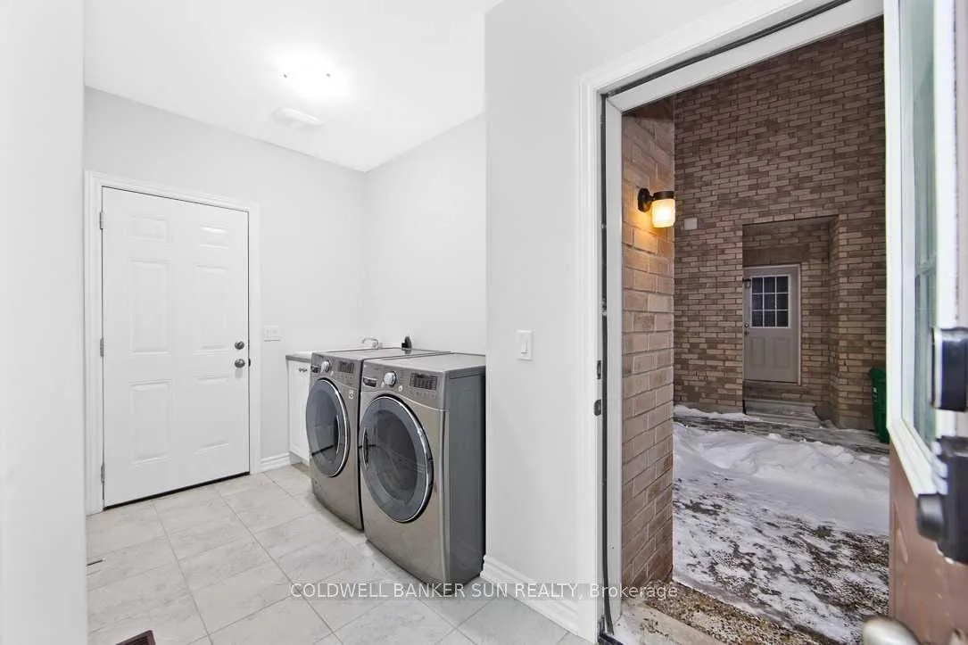 Photo 13 of 24 Hamilton Court, Caledon, Rural Caledon — HOMEH