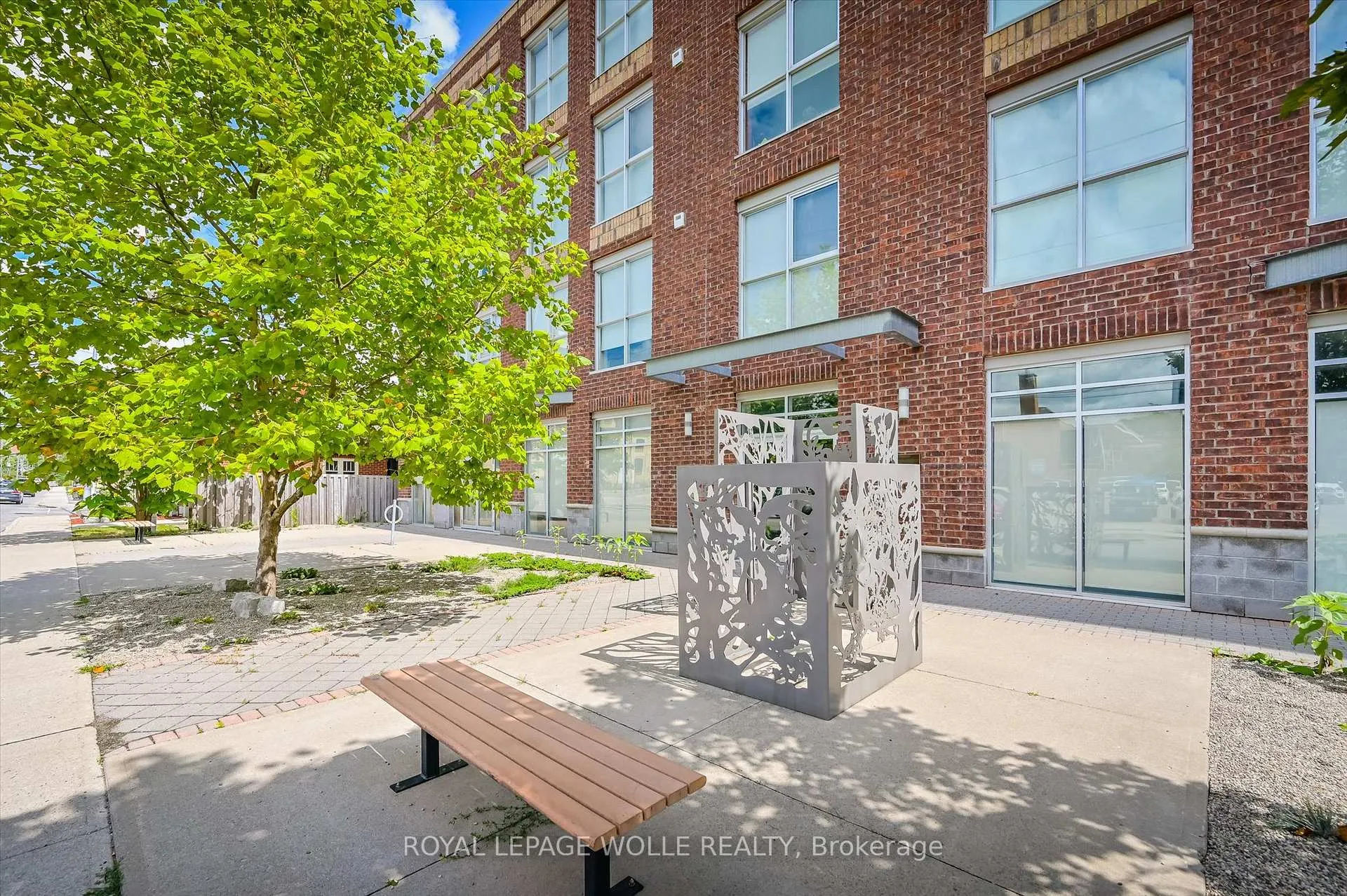 Photo 3 of Unit 302, 36 Regina Street N, Waterloo — HOMEH
