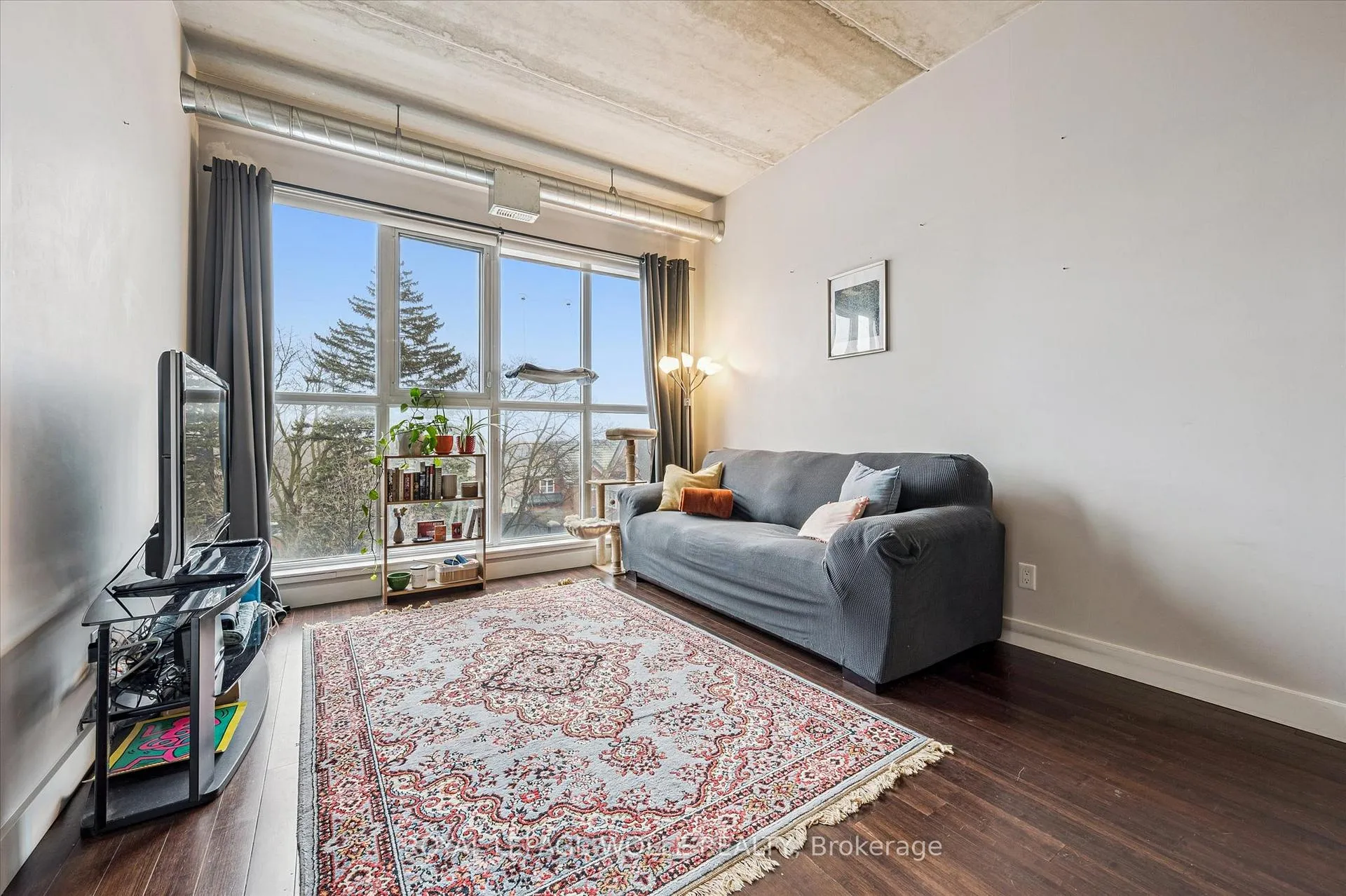 Photo 13 of Unit 302, 36 Regina Street N, Waterloo — HOMEH