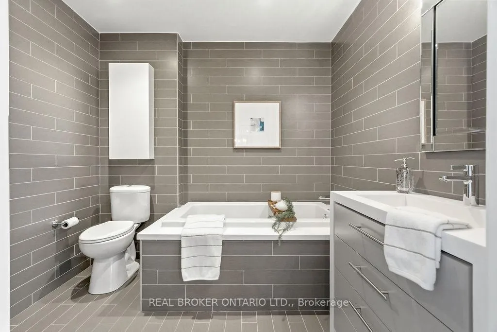 Photo 22 of Unit 1403, 428 Sparks Street, Ottawa, Ottawa Centre — HOMEH