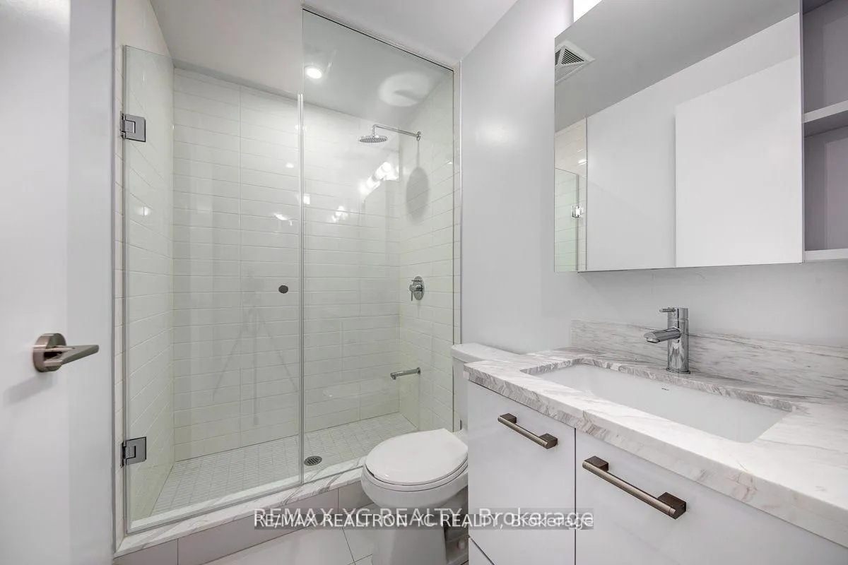 Photo 4 of Unit 1010, 2221 Yonge Street, Toronto, Mount Pleasant West — HOMEH