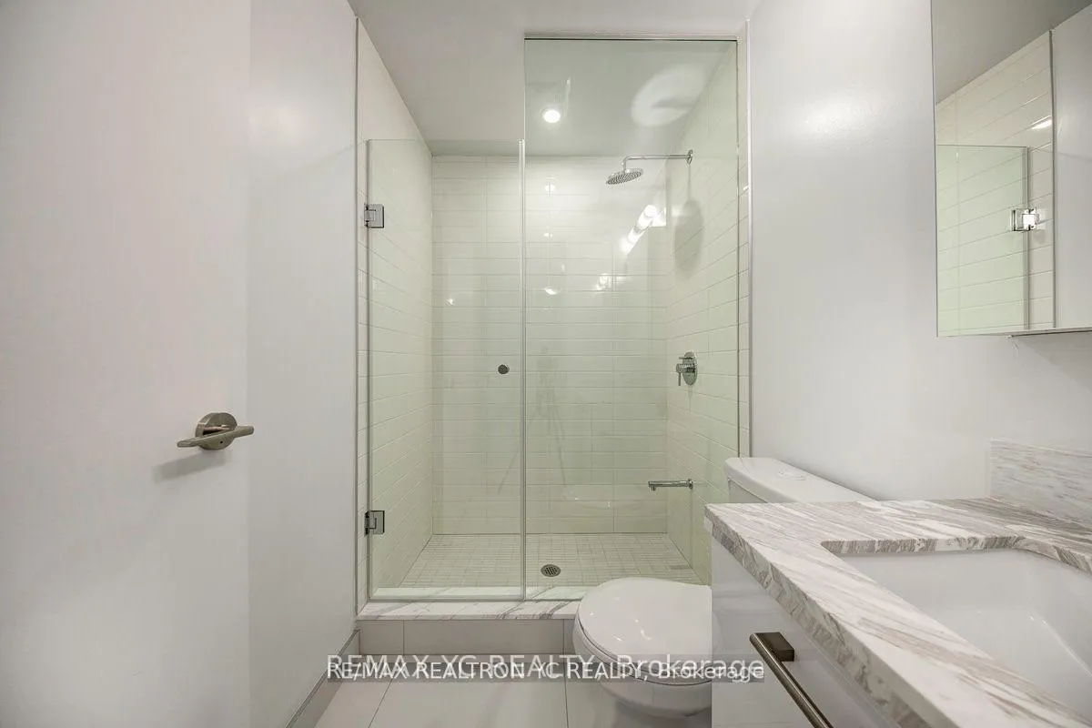 Photo 5 of Unit 1010, 2221 Yonge Street, Toronto, Mount Pleasant West — HOMEH