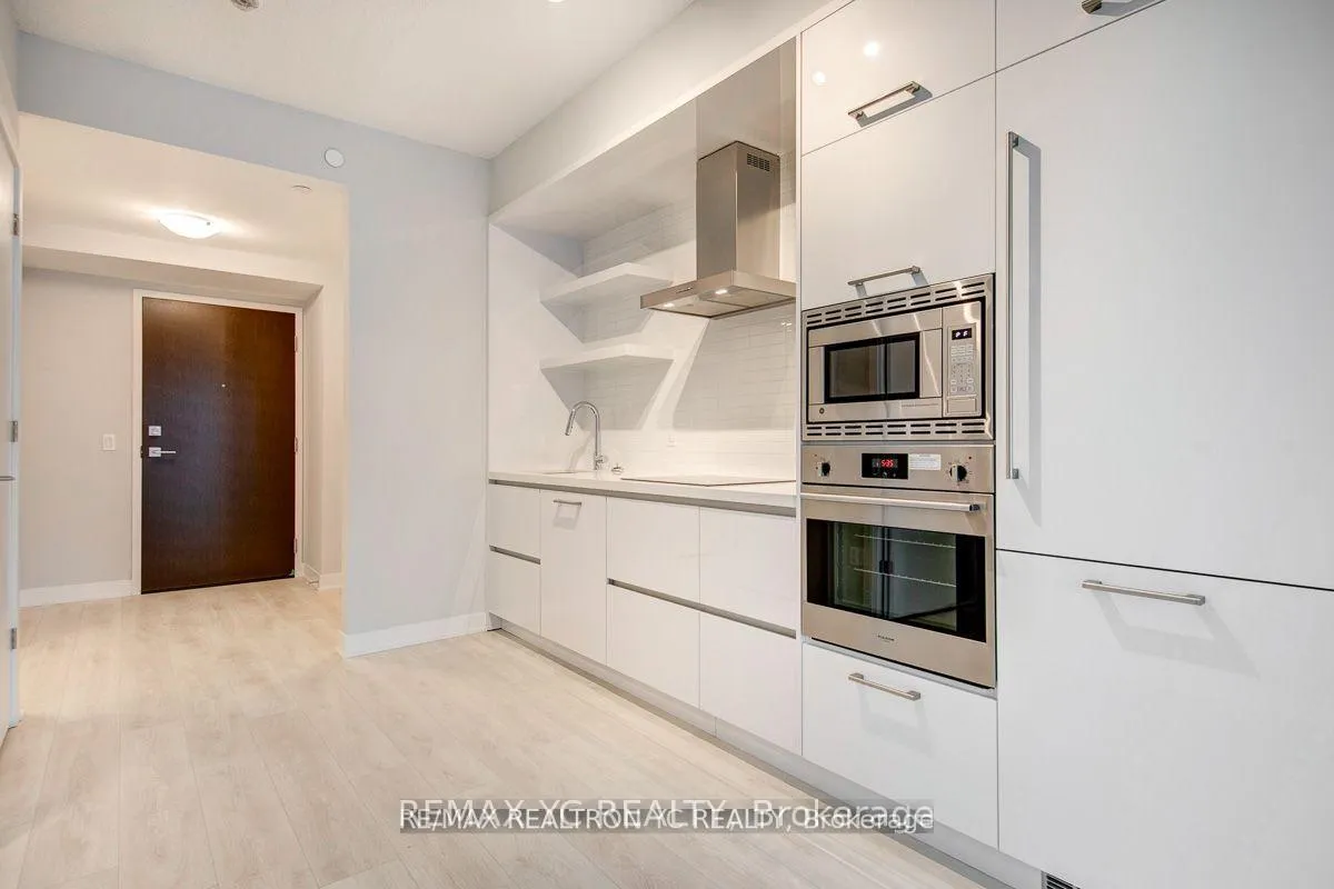 Photo 8 of Unit 1010, 2221 Yonge Street, Toronto, Mount Pleasant West — HOMEH