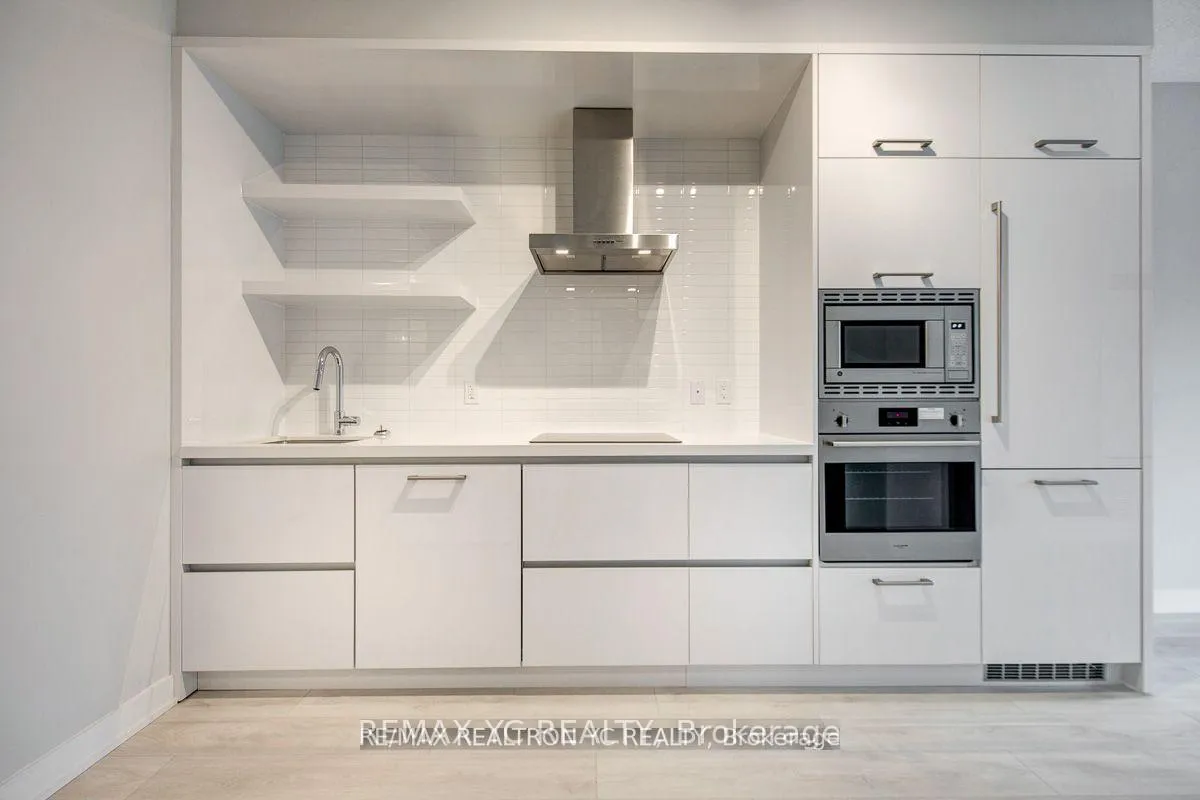 Photo 9 of Unit 1010, 2221 Yonge Street, Toronto, Mount Pleasant West — HOMEH