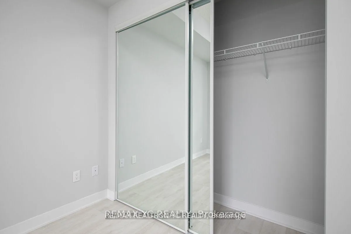 Photo 20 of Unit 1010, 2221 Yonge Street, Toronto, Mount Pleasant West — HOMEH