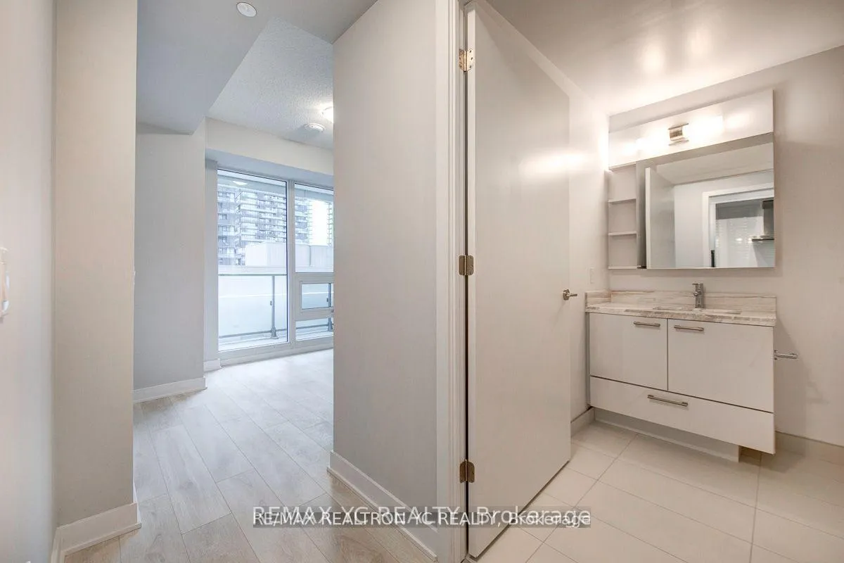 Photo 23 of Unit 1010, 2221 Yonge Street, Toronto, Mount Pleasant West — HOMEH