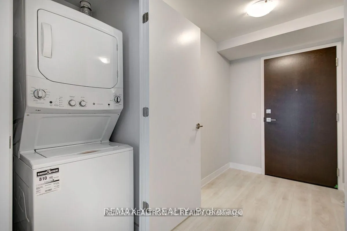 Photo 24 of Unit 1010, 2221 Yonge Street, Toronto, Mount Pleasant West — HOMEH
