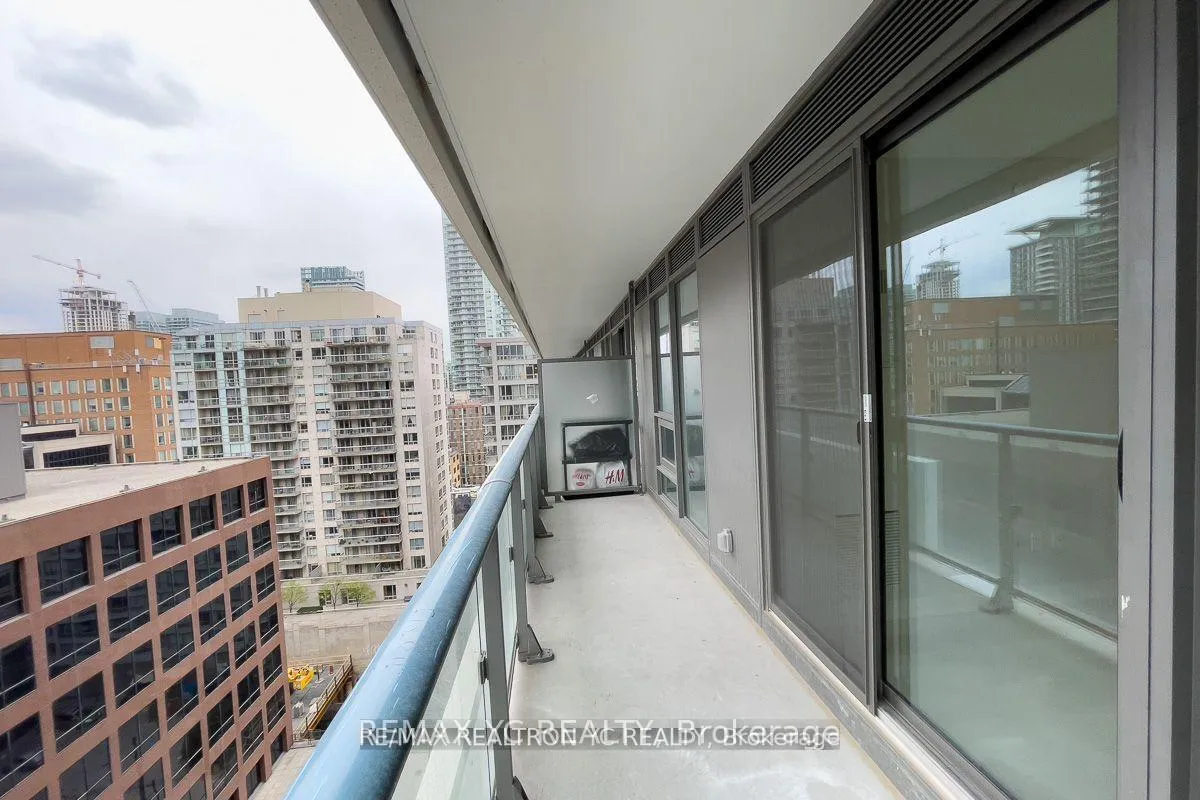Photo 26 of Unit 1010, 2221 Yonge Street, Toronto, Mount Pleasant West — HOMEH