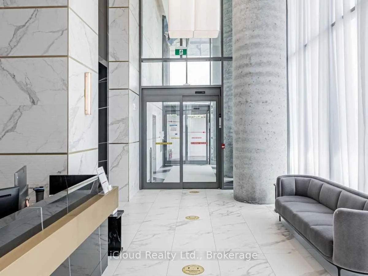 Photo 4 of Unit 5502, 950 Portage Parkway, Vaughan, Vaughan Corporate Centre — HOMEH