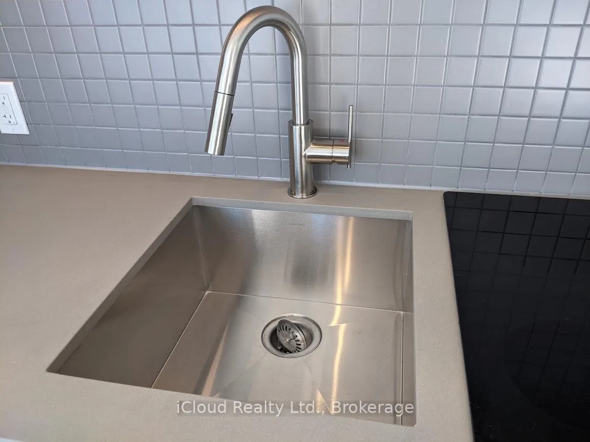 Photo 18 of Unit 5502, 950 Portage Parkway, Vaughan, Vaughan Corporate Centre — HOMEH