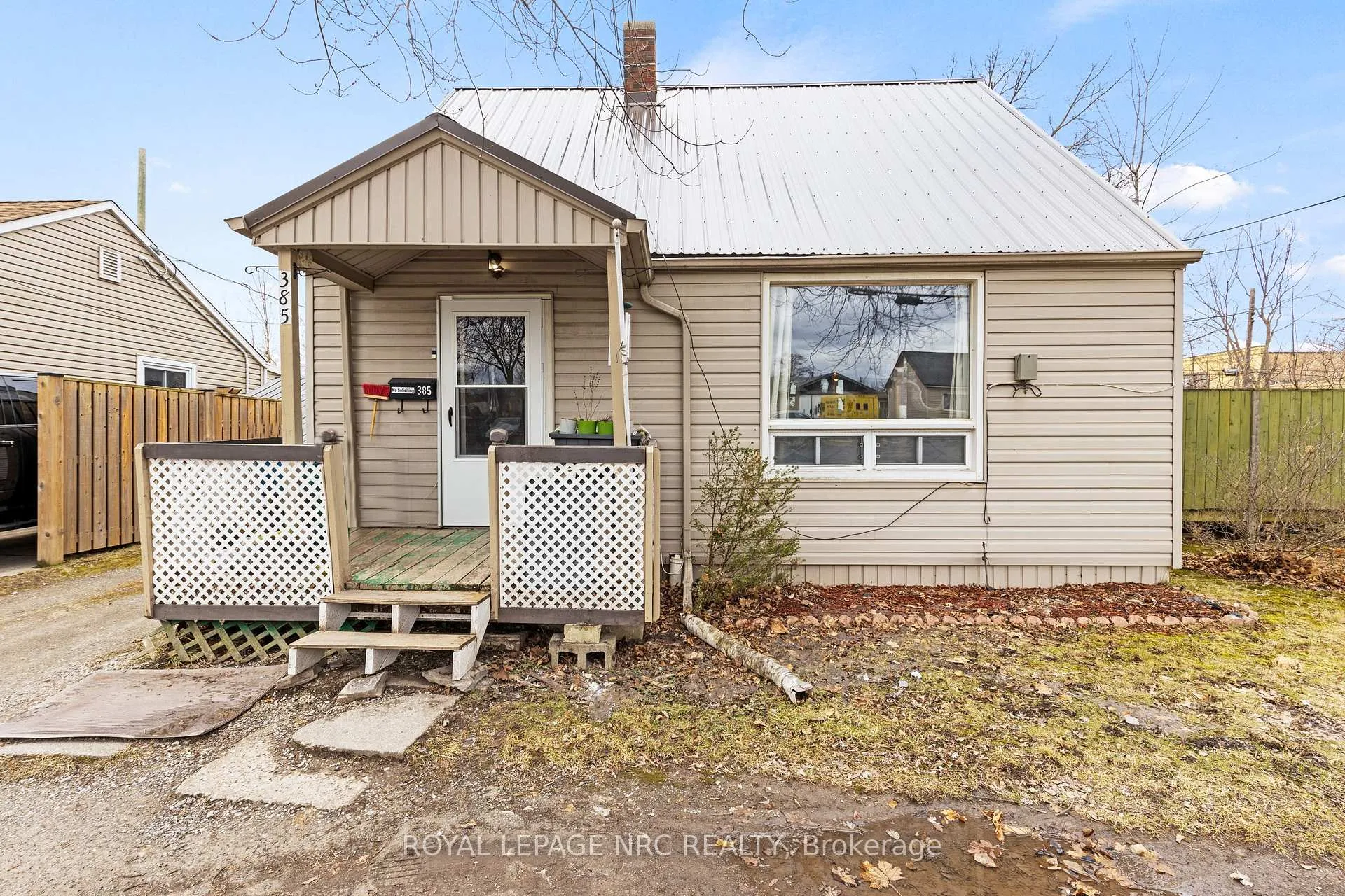Front of 385 Crowland Avenue