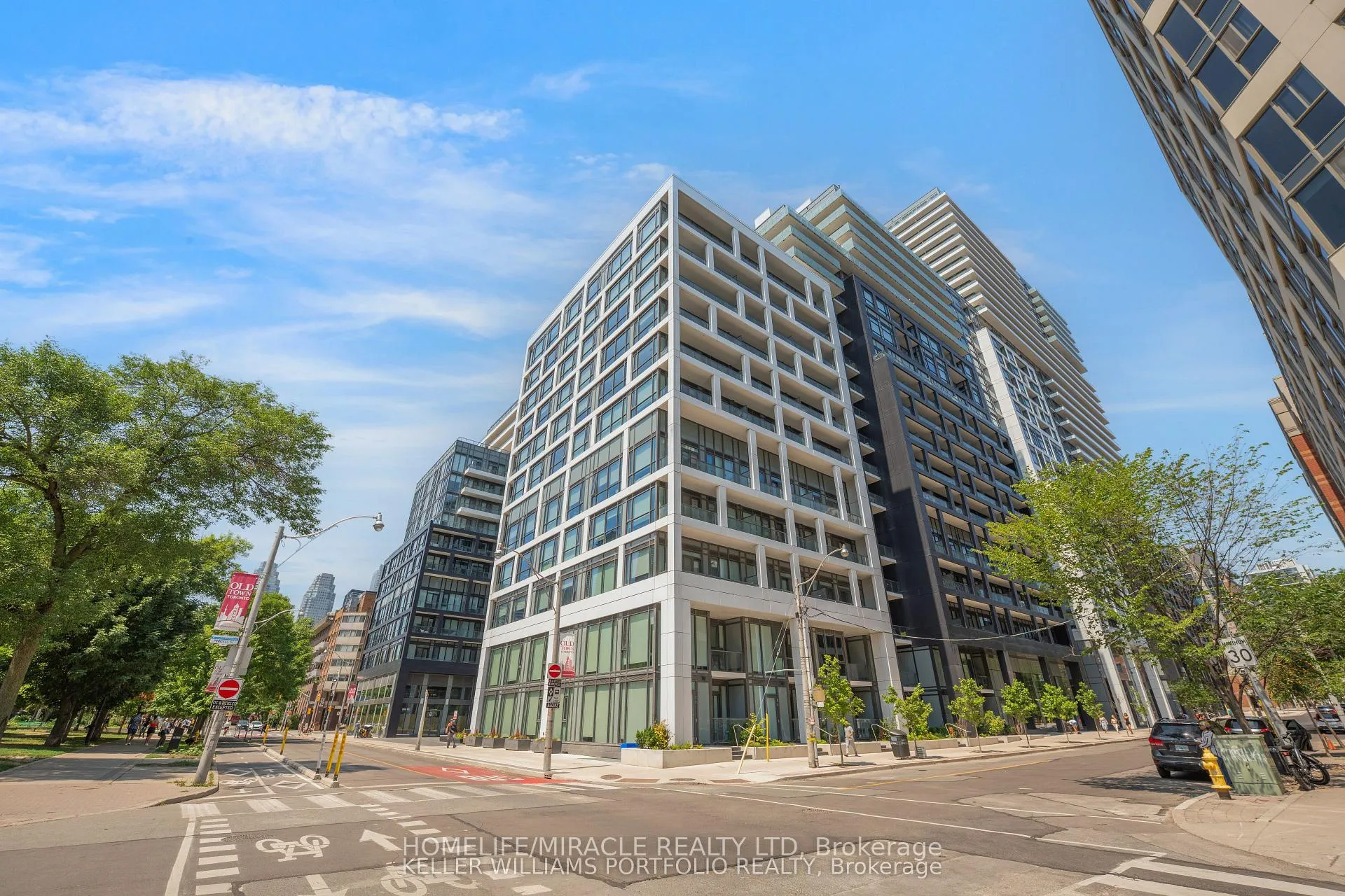 Front of Unit 451 SE, 60 Princess Street SE