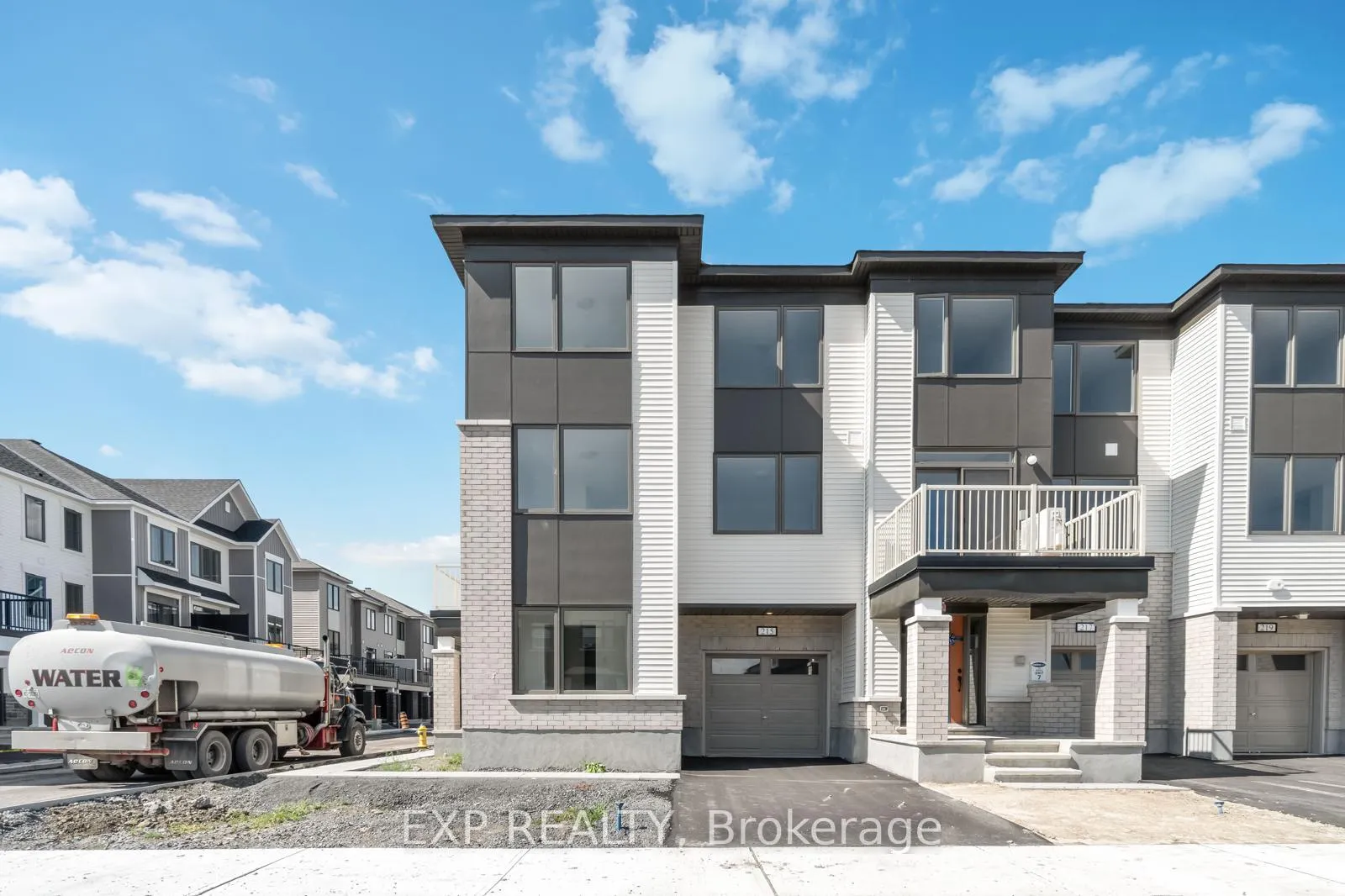 Photo 1 of 215 Darjeeling Avenue, Ottawa, Barrhaven - Heritage Park — HOMEH