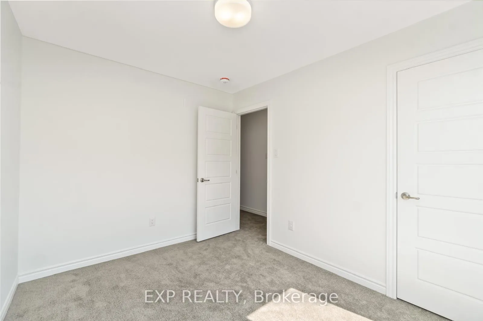 Photo 25 of 215 Darjeeling Avenue, Ottawa, Barrhaven - Heritage Park — HOMEH