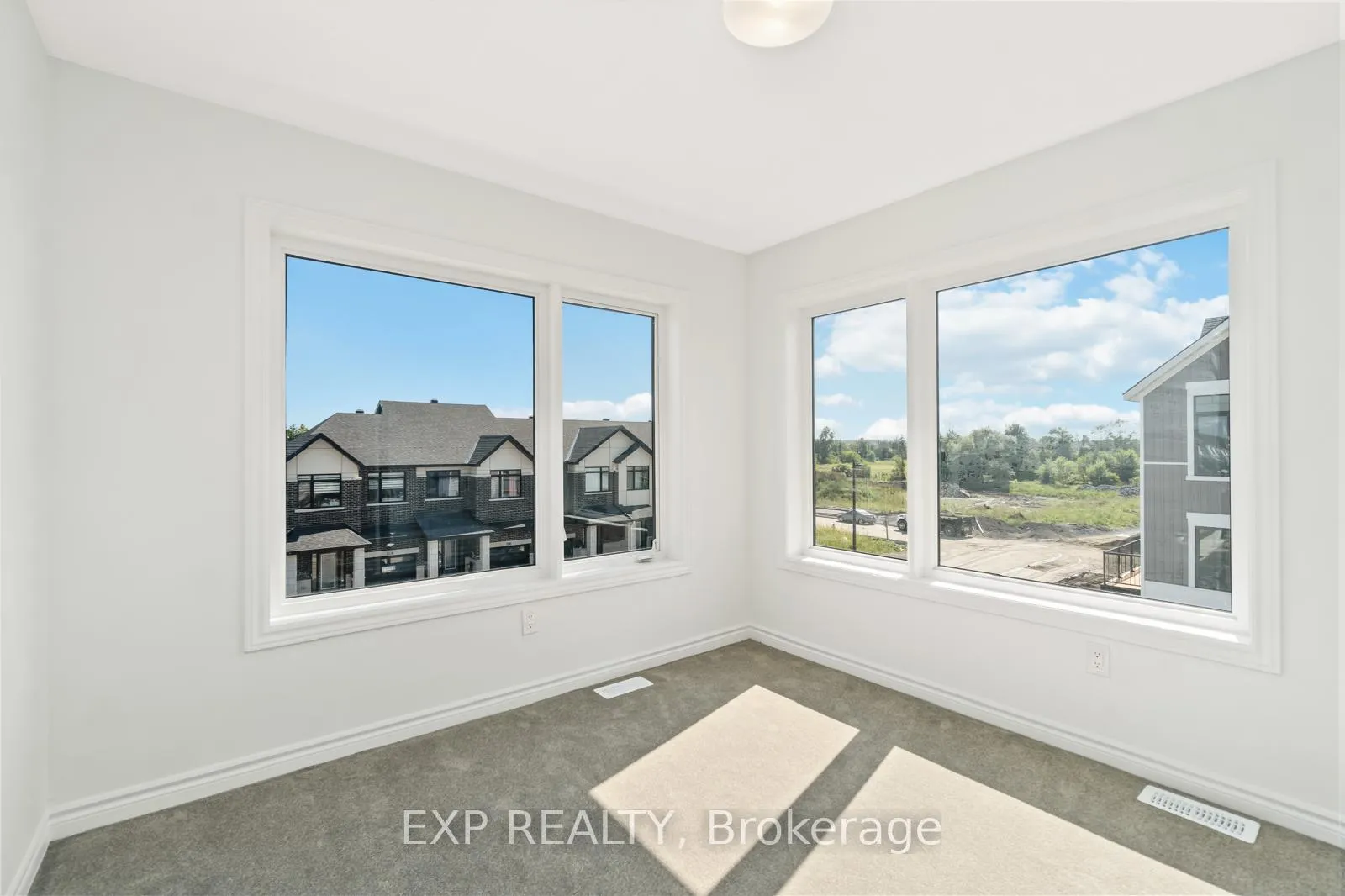 Photo 27 of 215 Darjeeling Avenue, Ottawa, Barrhaven - Heritage Park — HOMEH