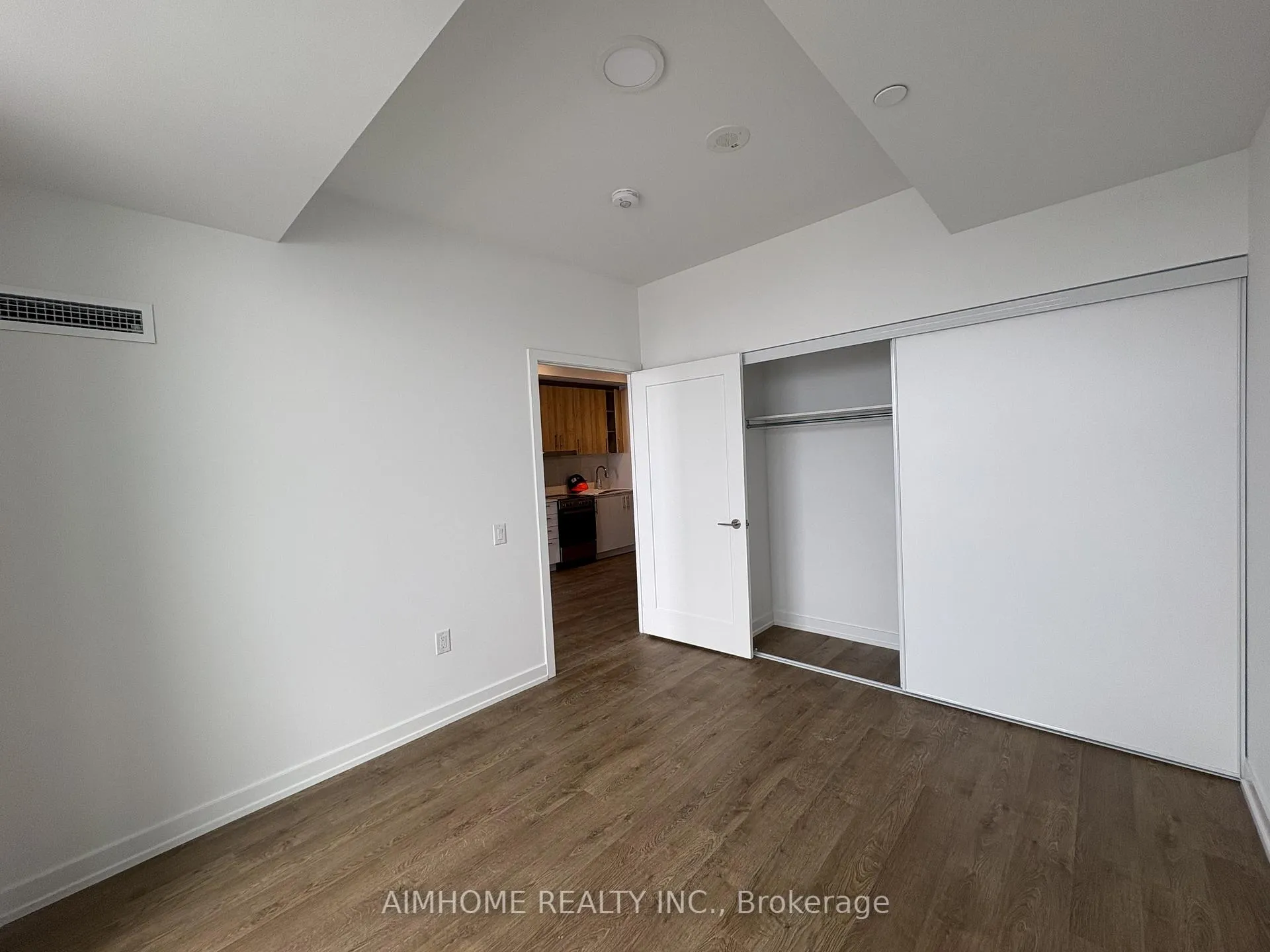 Photo 3 of Unit 1907, 9763 Markham Road, Markham, Greensborough — HOMEH