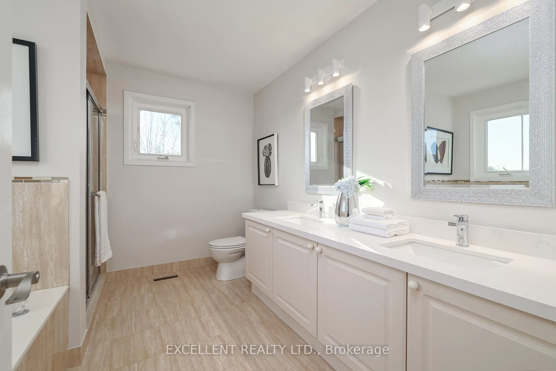 Photo 19 of 17 Charrington Crescent, Markham, Unionville — HOMEH