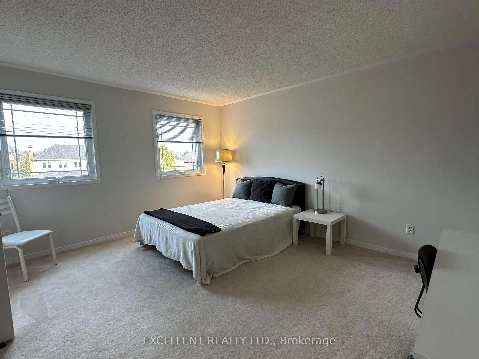 Photo 24 of 17 Charrington Crescent, Markham, Unionville — HOMEH