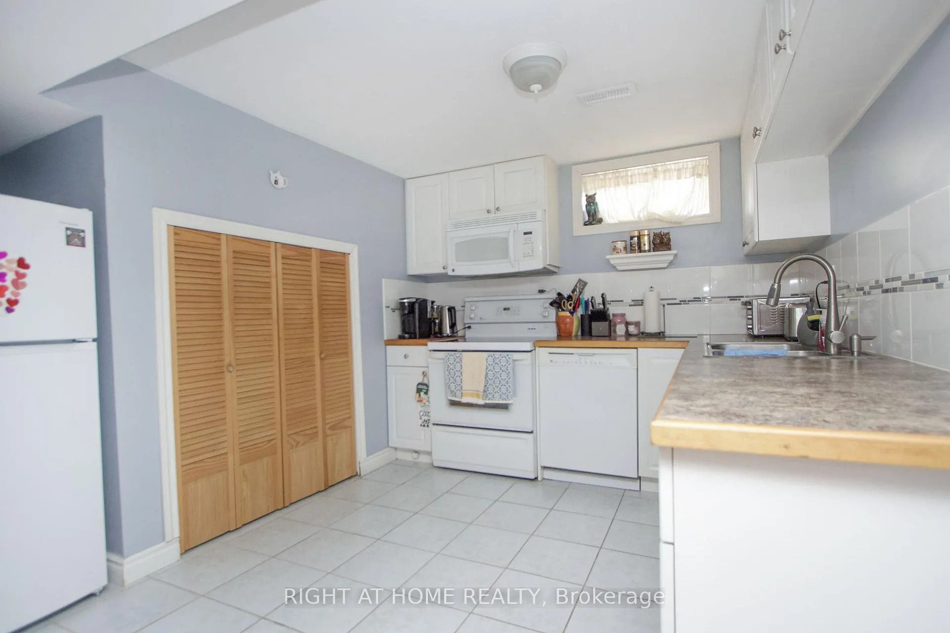 Photo 20 of 22 Sunset Road, Clarington, Bowmanville — HOMEH