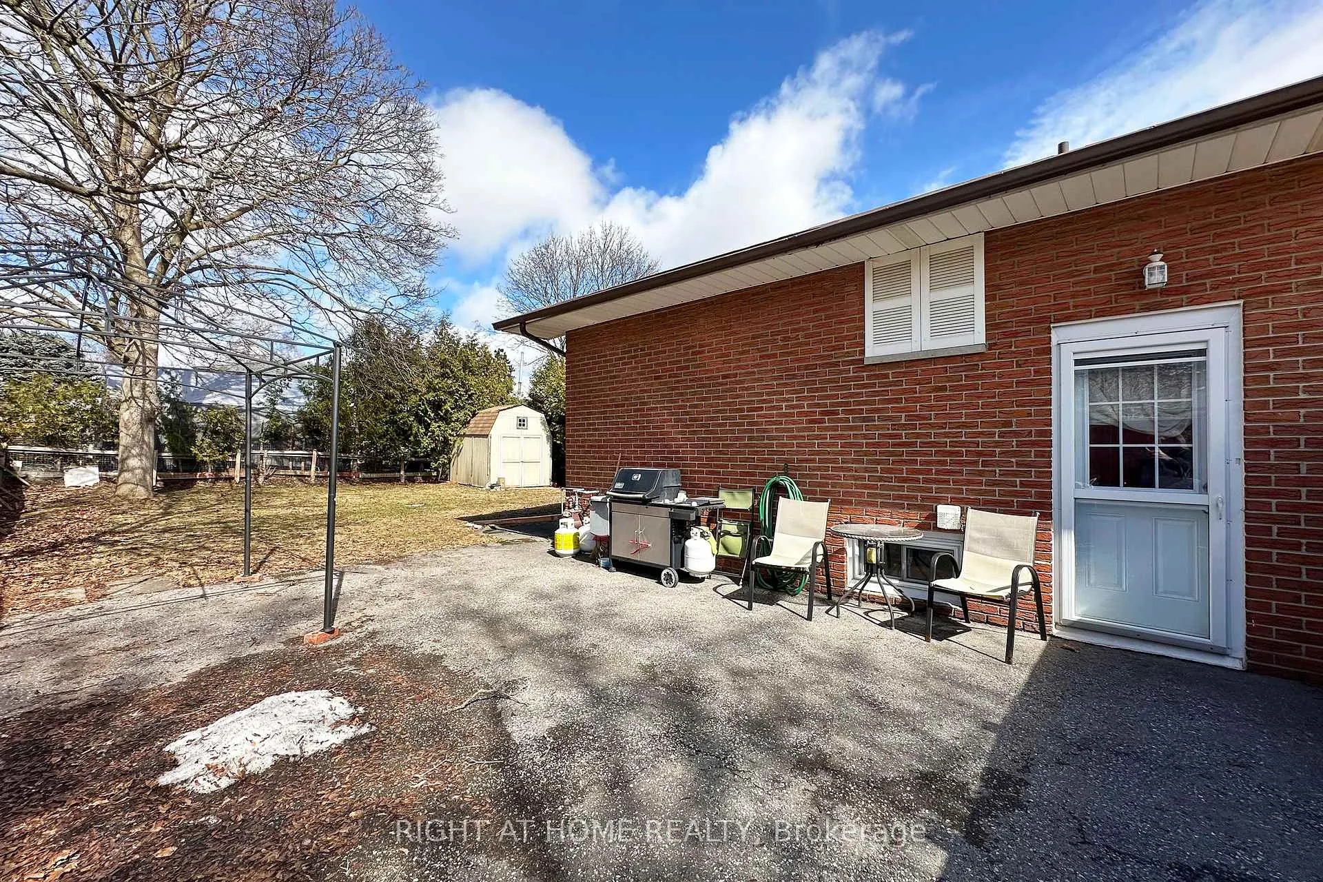 Photo 24 of 22 Sunset Road, Clarington, Bowmanville — HOMEH