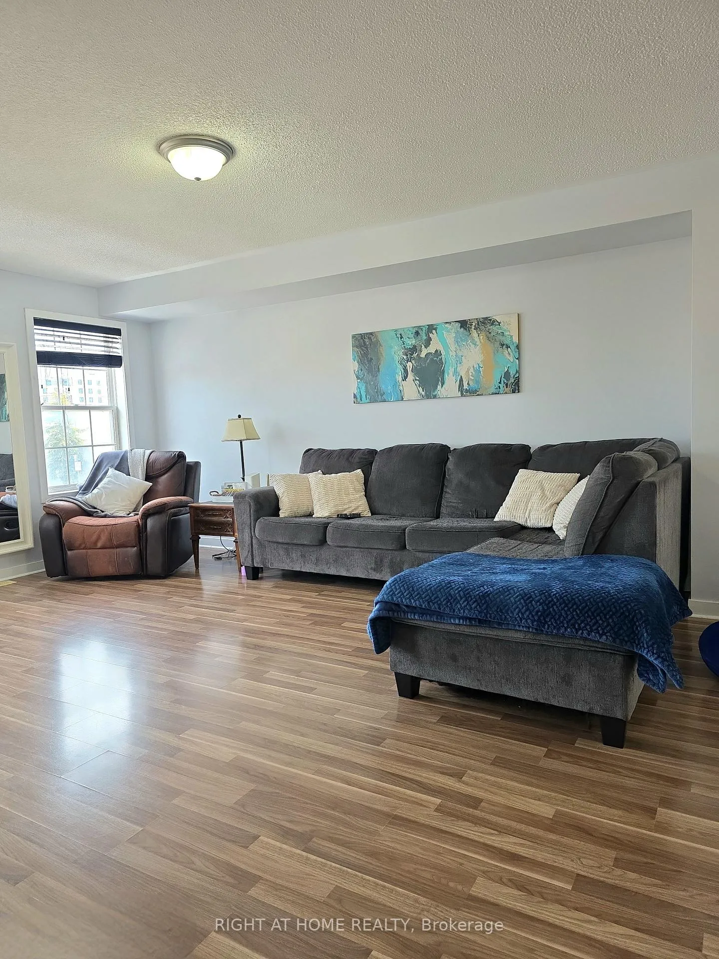 Photo 6 of Unit 6, 91 Coughlin Road, Barrie, Holly — HOMEH