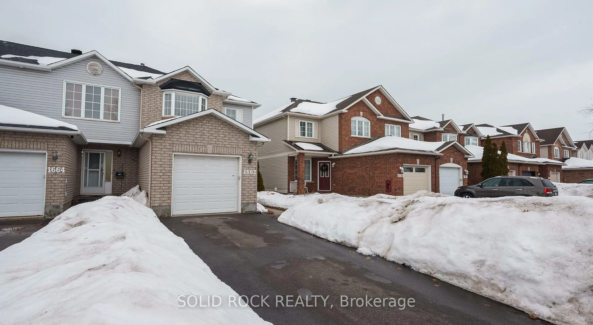 Photo 2 of 1662 Jobin Crescent, Ottawa, Carson Grove — HOMEH