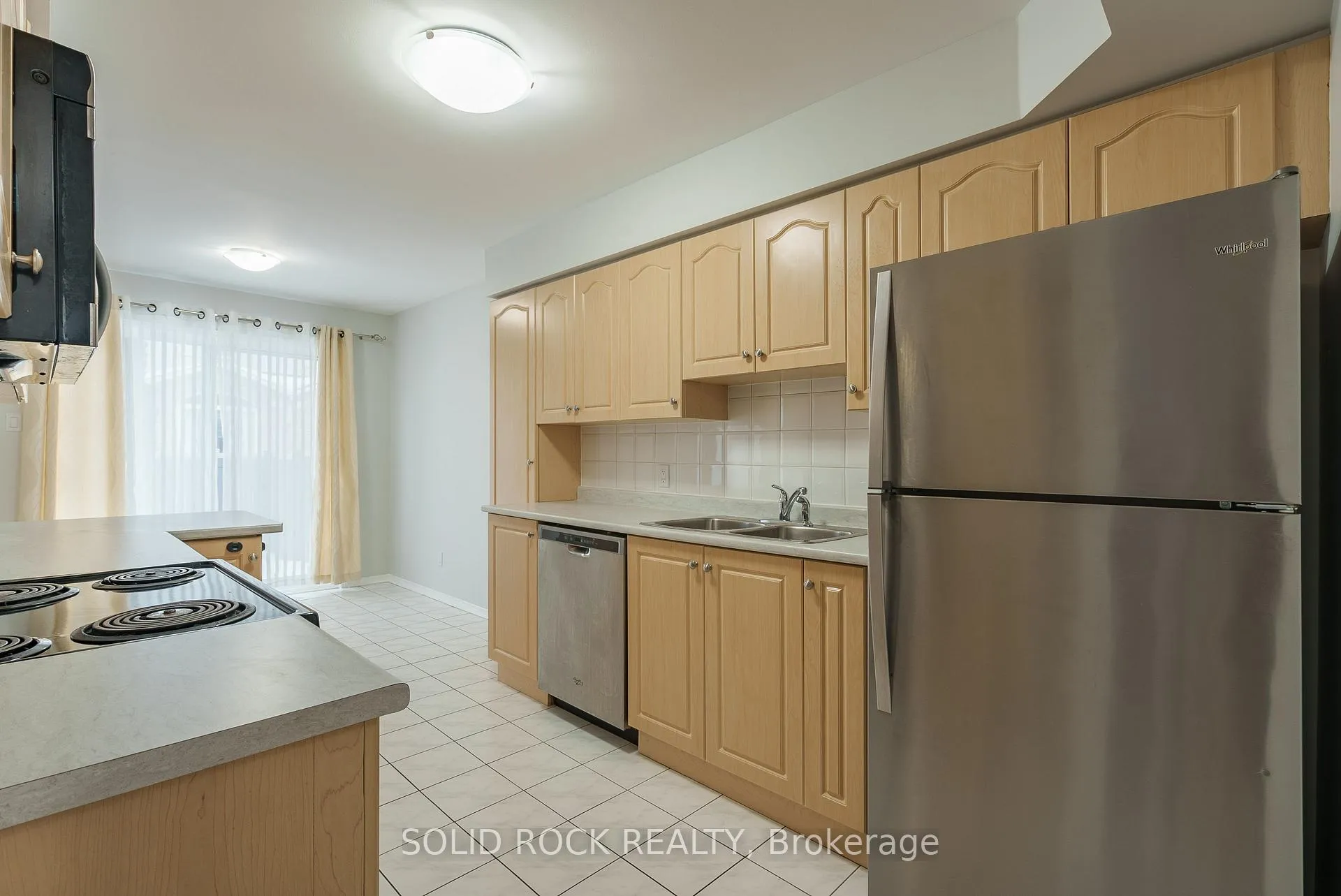 Photo 13 of 1662 Jobin Crescent, Ottawa, Carson Grove — HOMEH