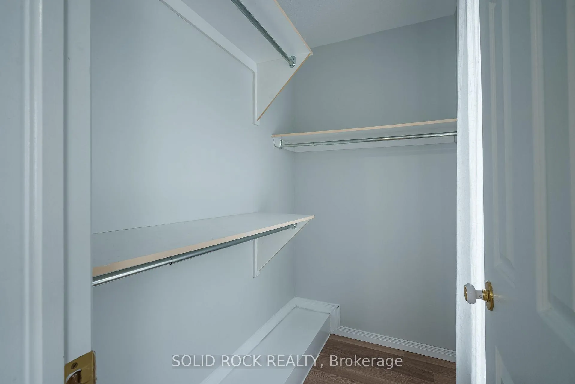Photo 31 of 1662 Jobin Crescent, Ottawa, Carson Grove — HOMEH