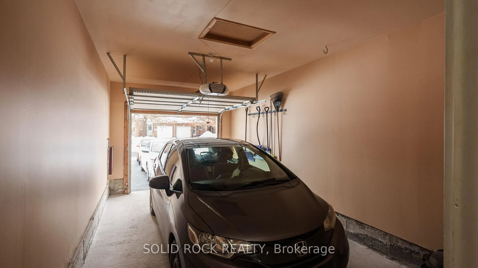 Photo 39 of 1662 Jobin Crescent, Ottawa, Carson Grove — HOMEH