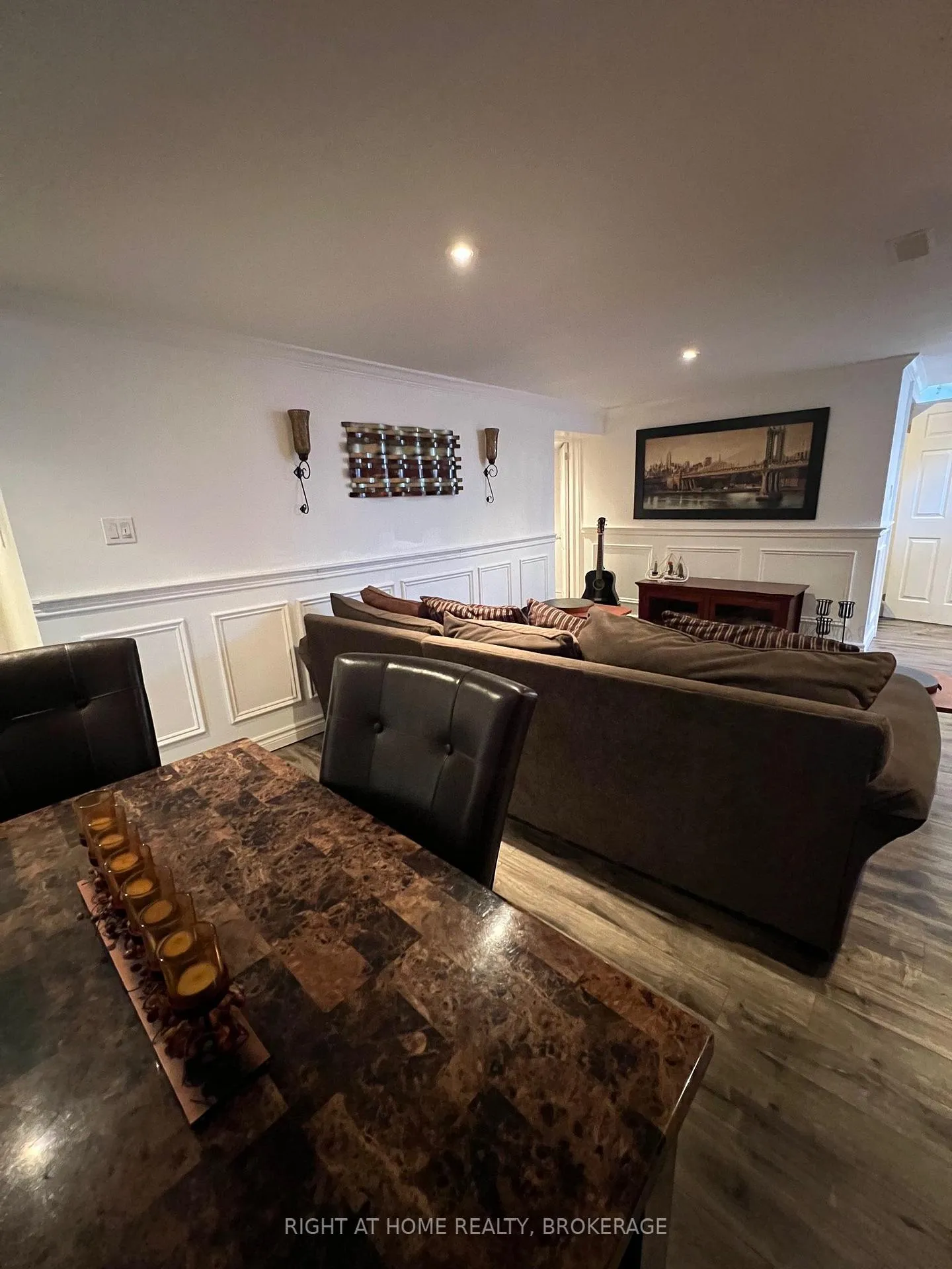 Photo 17 of 24 Grandview Drive, St. Catharines, Port Weller — HOMEH