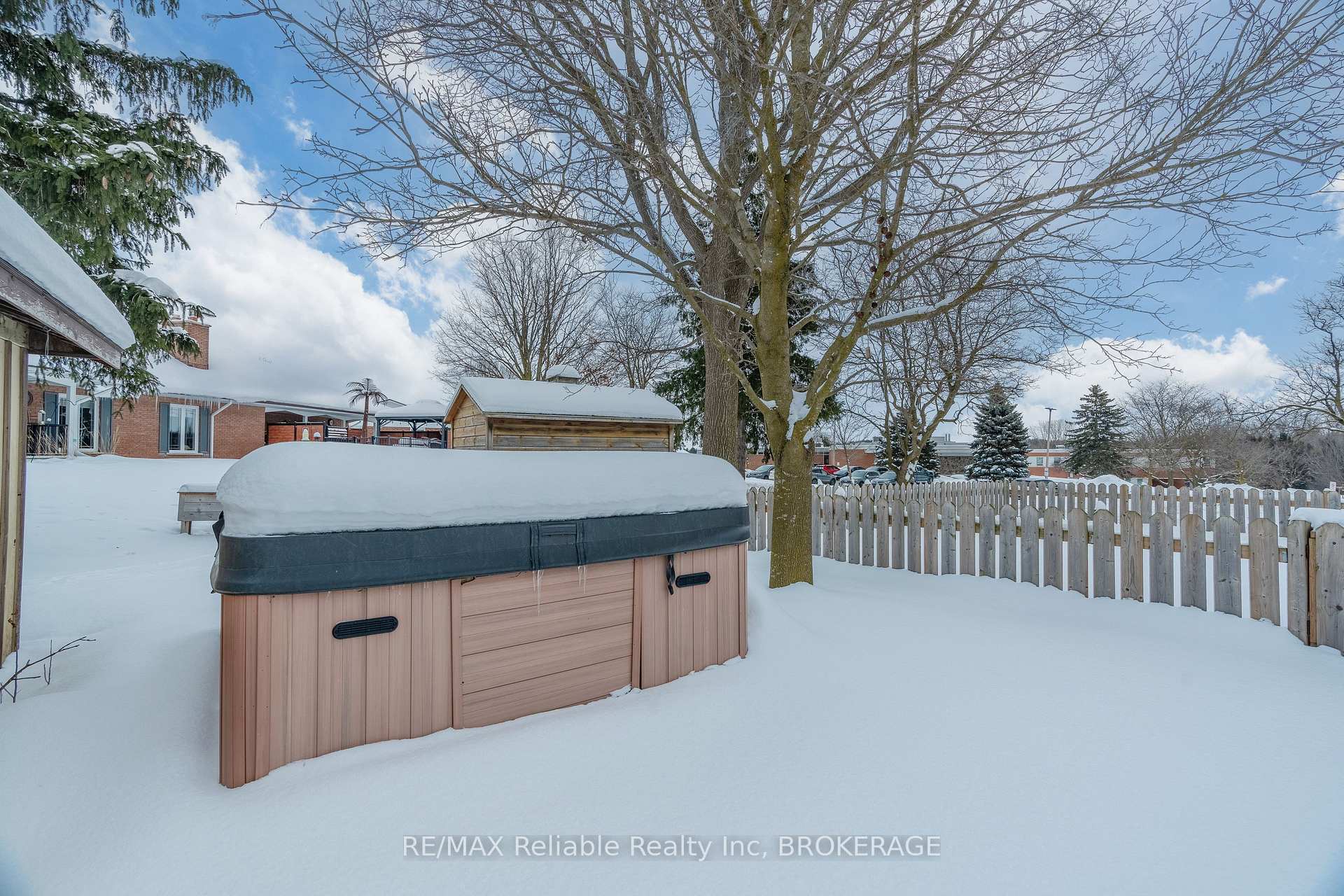 Photo 37 of 130 Goderich Street E, Huron East, Seaforth — HOMEH