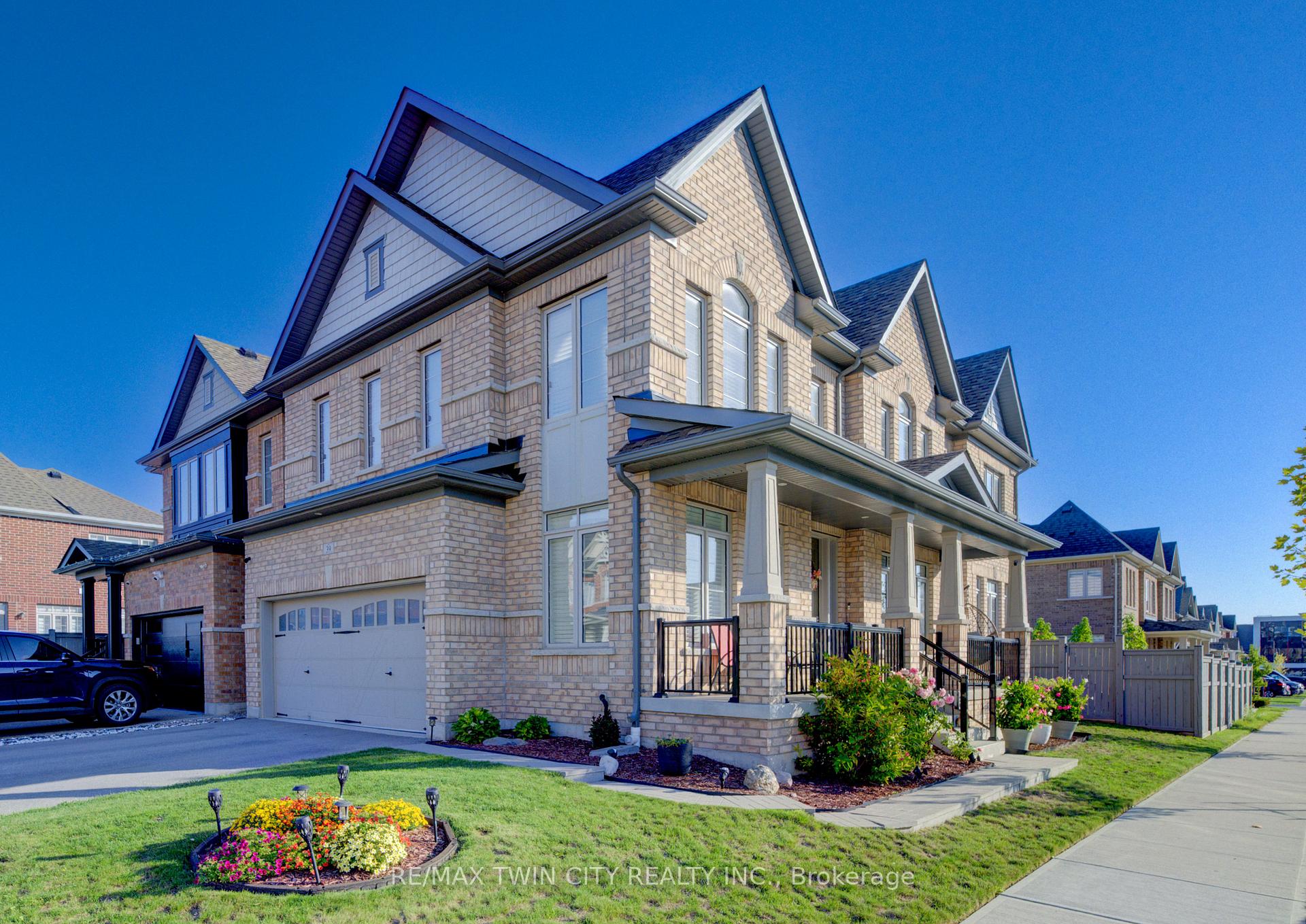 Photo 1 of 39 Reistwood Drive, Kitchener — HOMEH