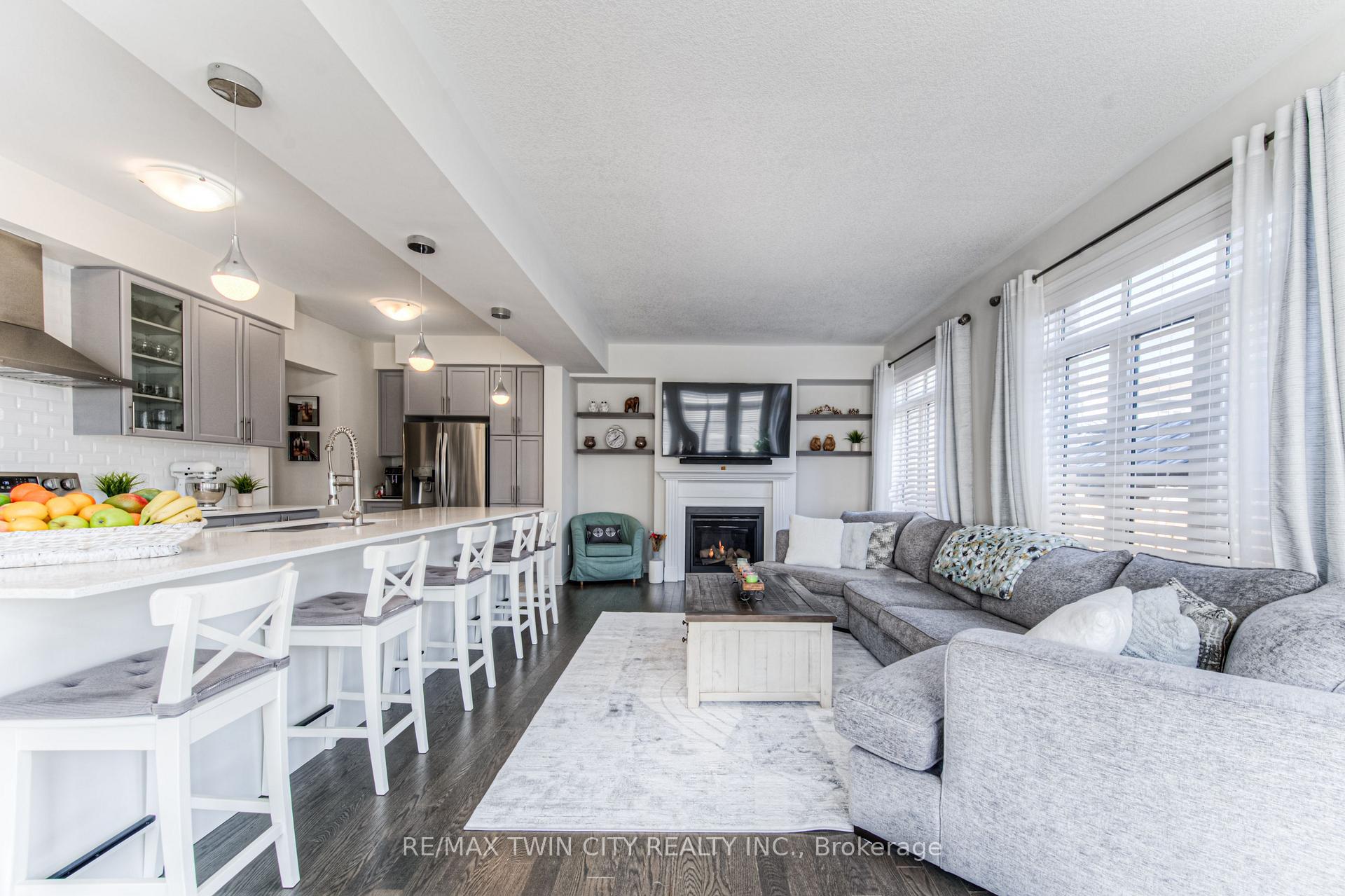 Photo 13 of 39 Reistwood Drive, Kitchener — HOMEH