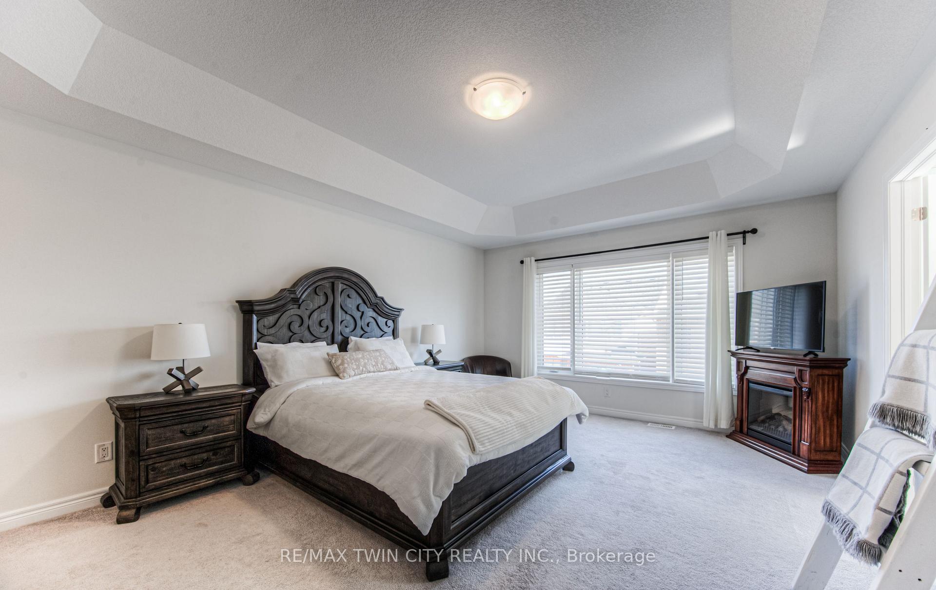 Photo 17 of 39 Reistwood Drive, Kitchener — HOMEH