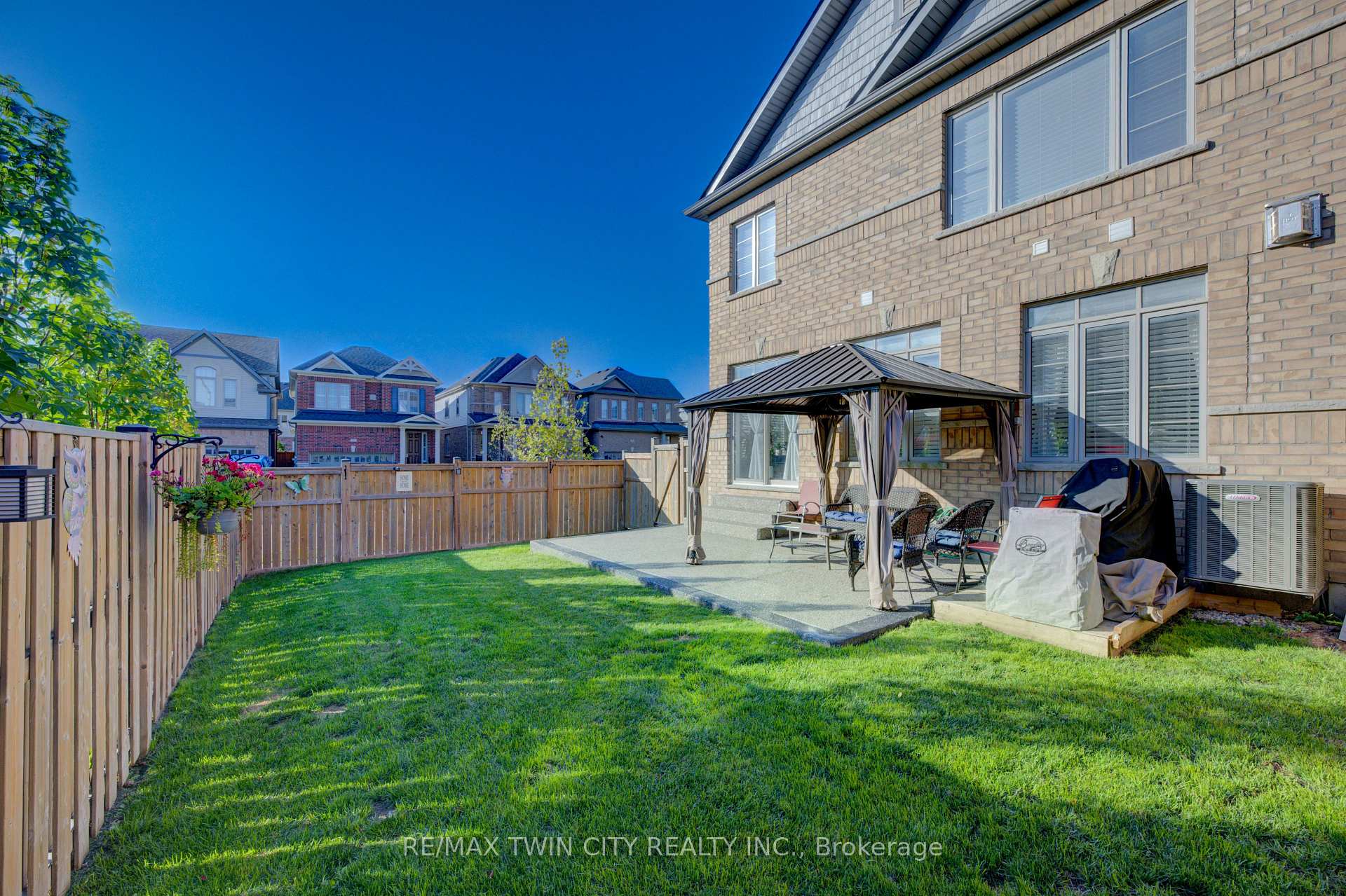 Photo 32 of 39 Reistwood Drive, Kitchener — HOMEH