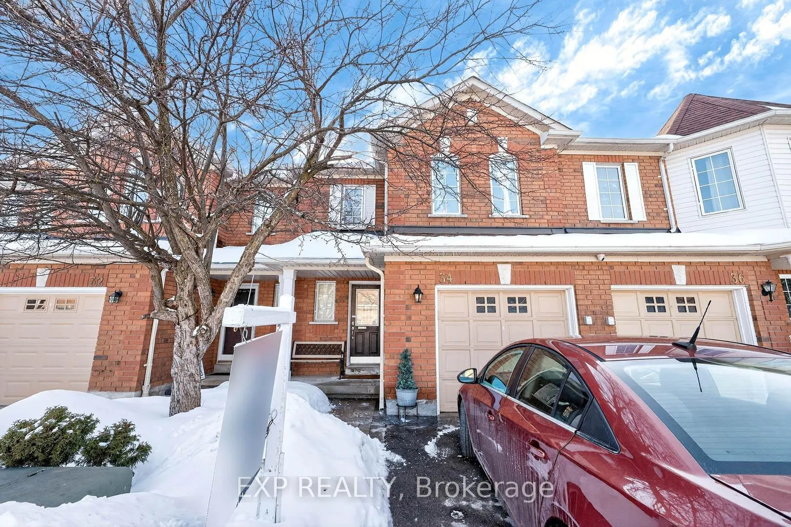 Photo 2 of Unit 34, 9800 Mclaughlin Road, Brampton, Fletcher's Creek Village — HOMEH