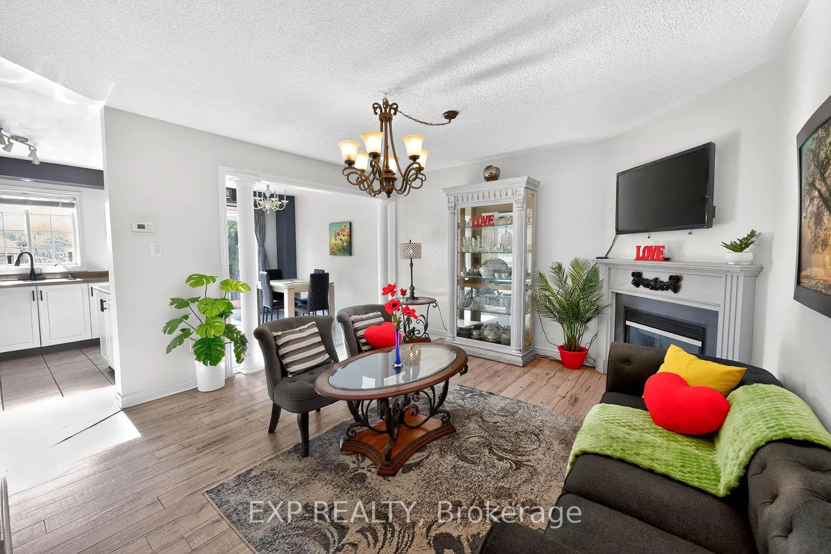 Photo 7 of Unit 34, 9800 Mclaughlin Road, Brampton, Fletcher's Creek Village — HOMEH