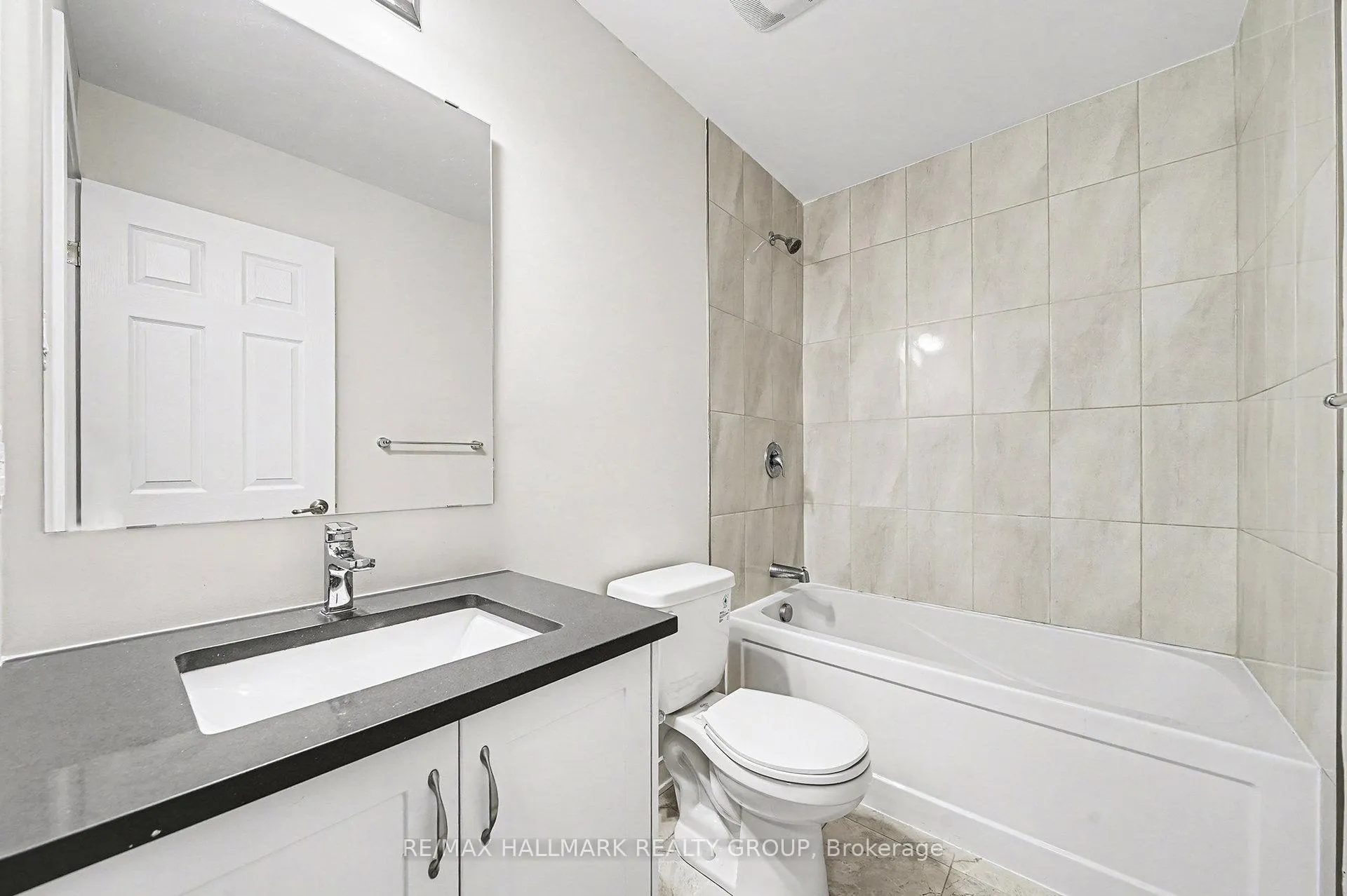 Photo 20 of 2426 Watercolours Way, Ottawa, Barrhaven - Half Moon Bay — HOMEH