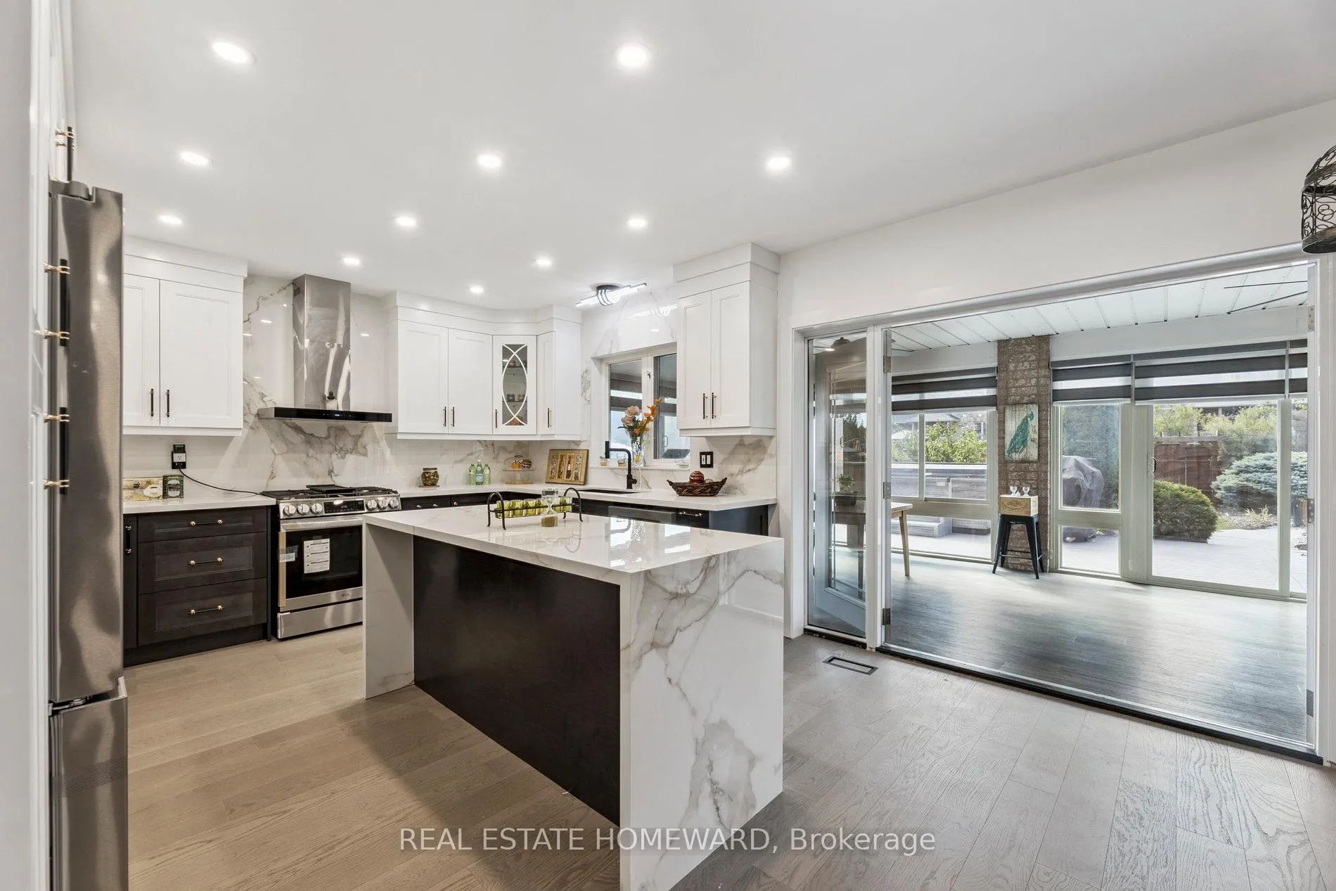 Photo 14 of 1556 Oakburn Street, Pickering, Highbush — HOMEH