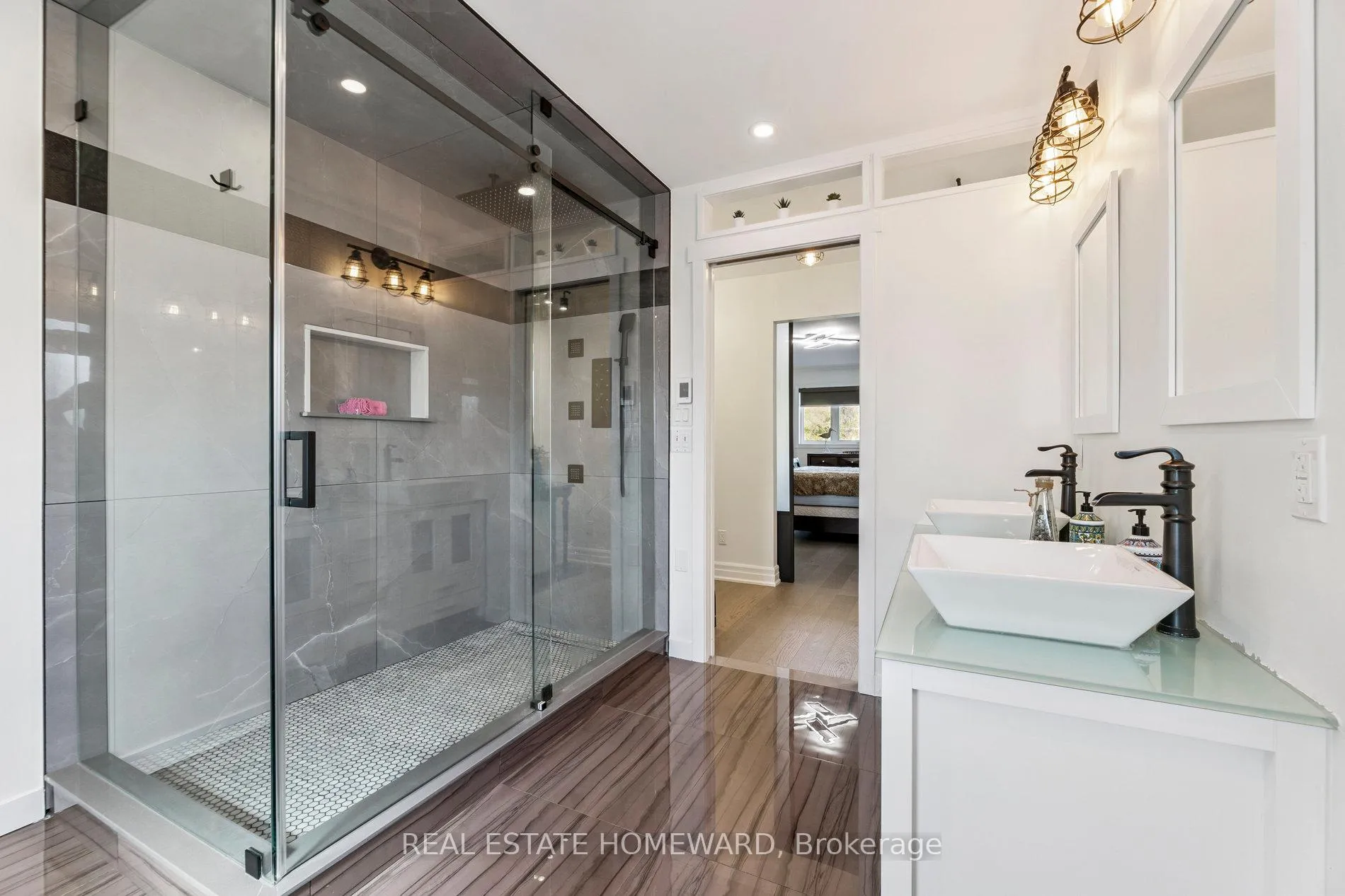 Photo 34 of 1556 Oakburn Street, Pickering, Highbush — HOMEH