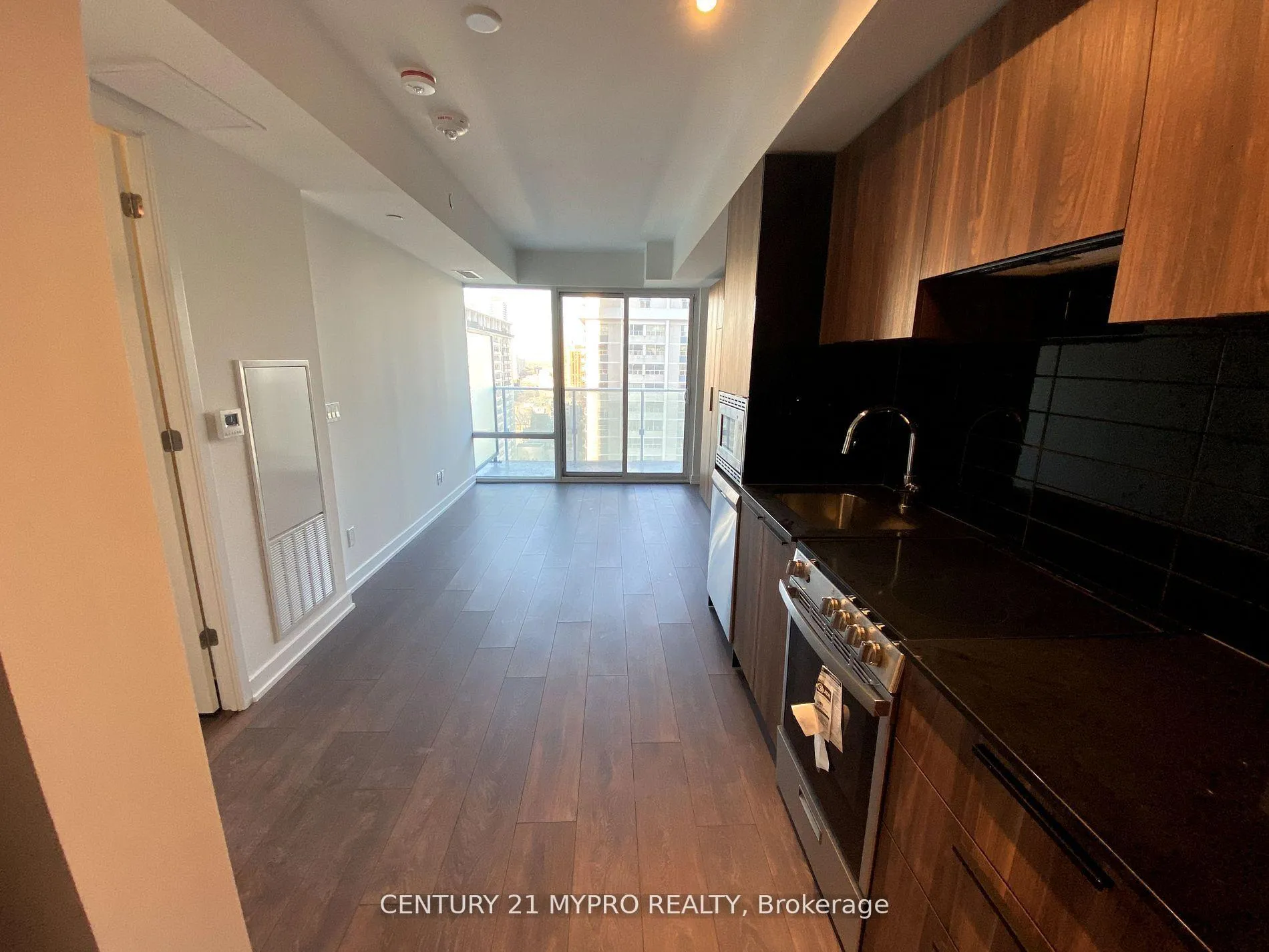Photo 2 of Unit 1106, 501 Yonge Street, Toronto, Church-Yonge Corridor — HOMEH