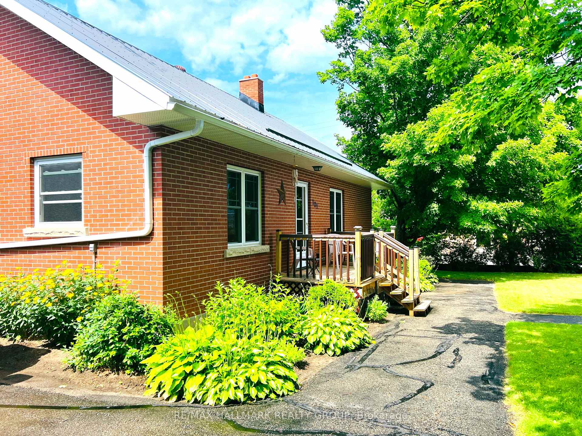 Photo 2 of 101 Clarence Street, Lanark Highlands, Lanark Highlands (Lanark Village) — HOMEH