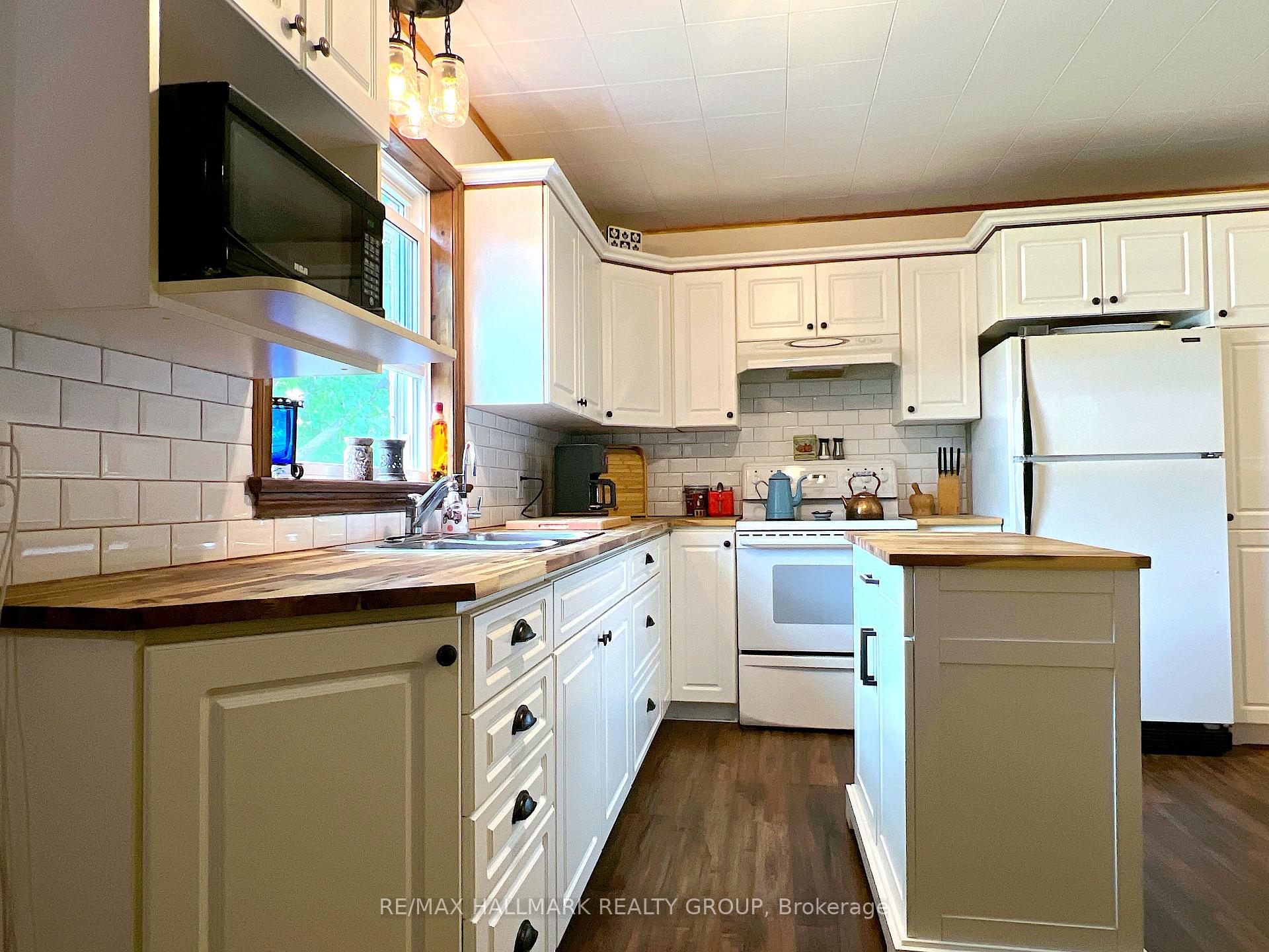 Photo 6 of 101 Clarence Street, Lanark Highlands, Lanark Highlands (Lanark Village) — HOMEH