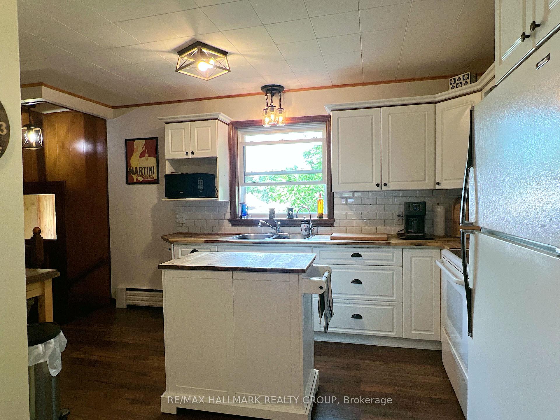 Photo 8 of 101 Clarence Street, Lanark Highlands, Lanark Highlands (Lanark Village) — HOMEH