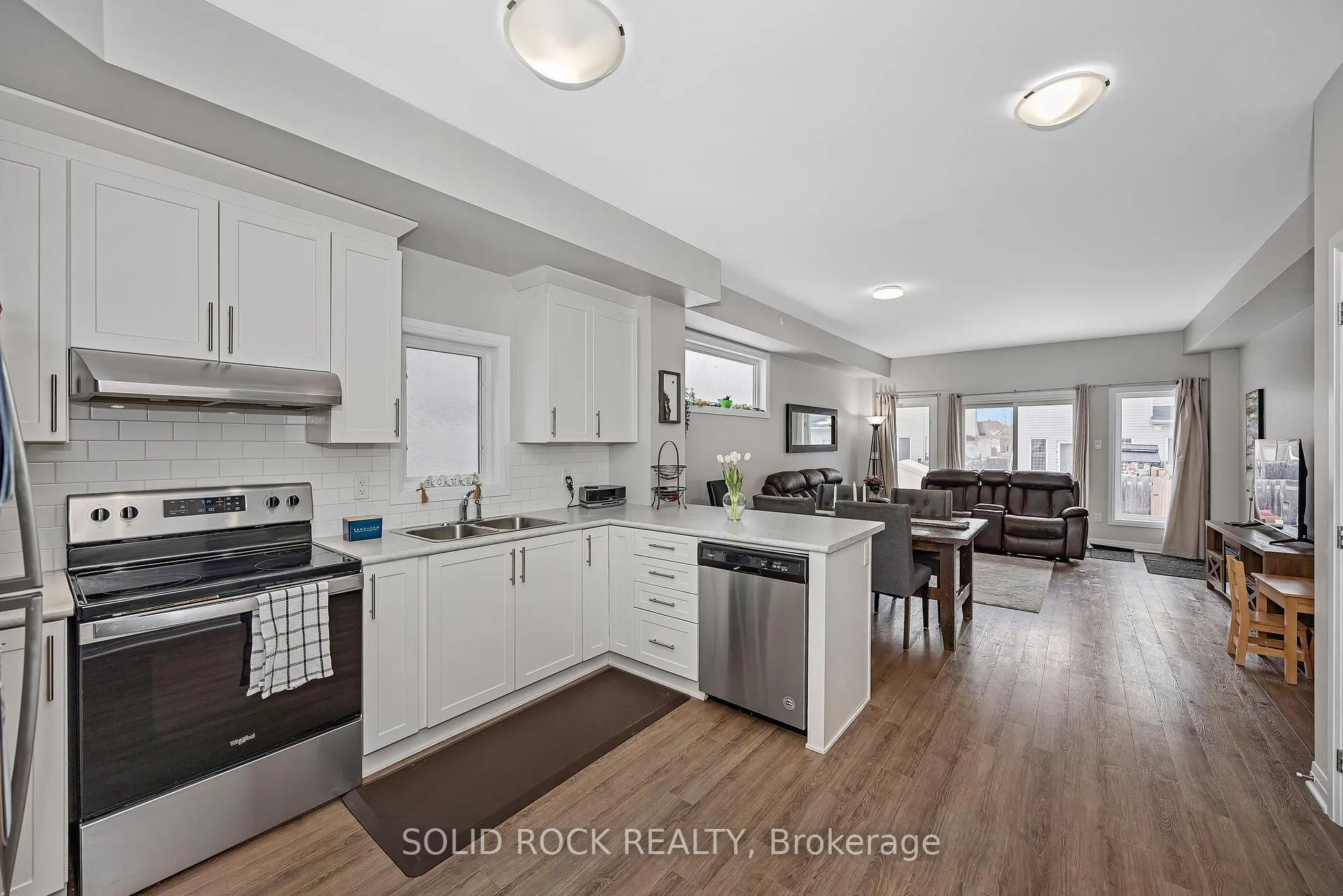 Photo 5 of 30 Mona Mcbride Drive, Arnprior — HOMEH